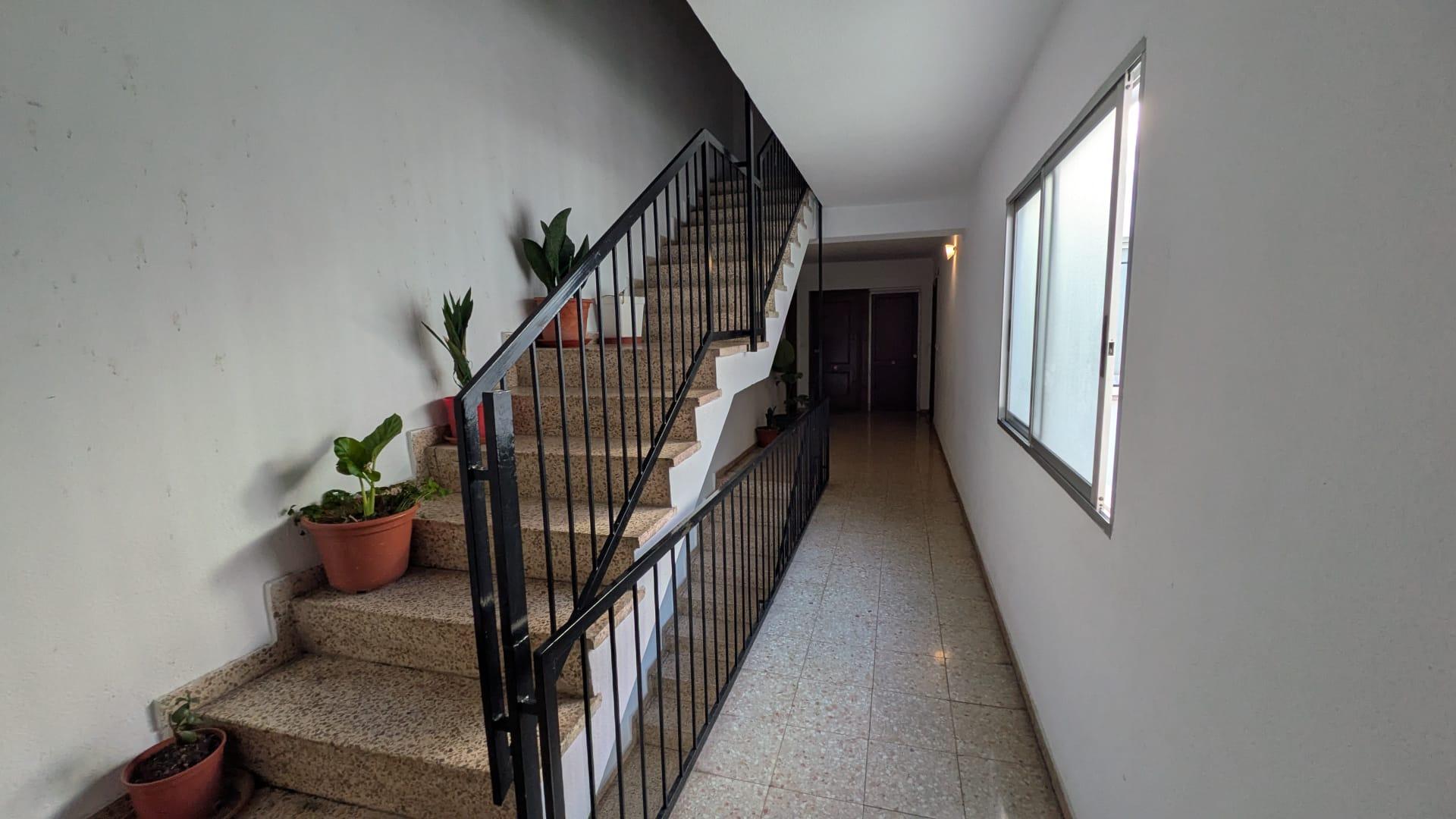 Piso en Venta en Carrer de Montealegre - 10