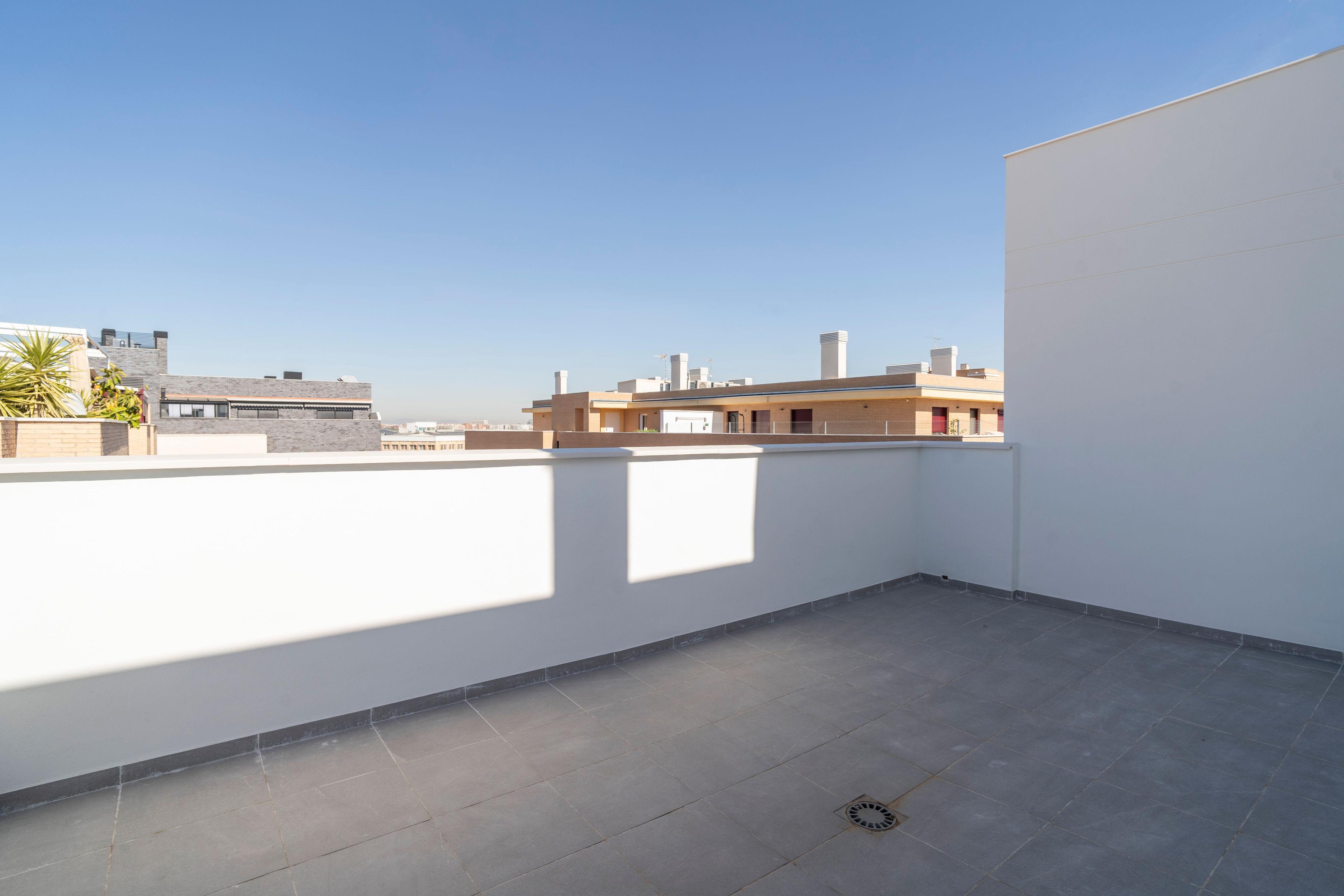 Ático en Venta - Plaça Suecia 2 - 17