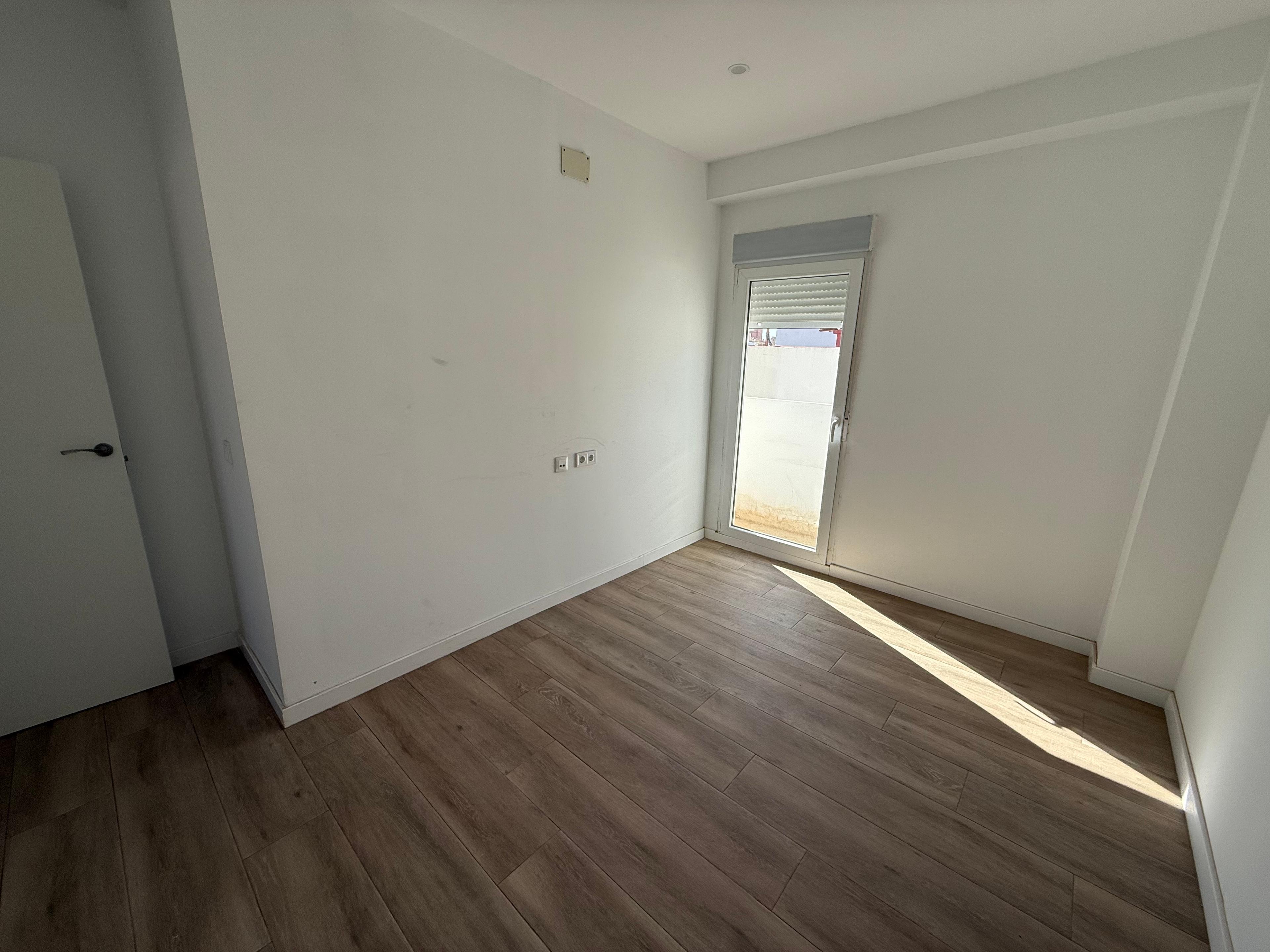 Piso en Venta en Carrer de Francisco Nácher Pons - 29