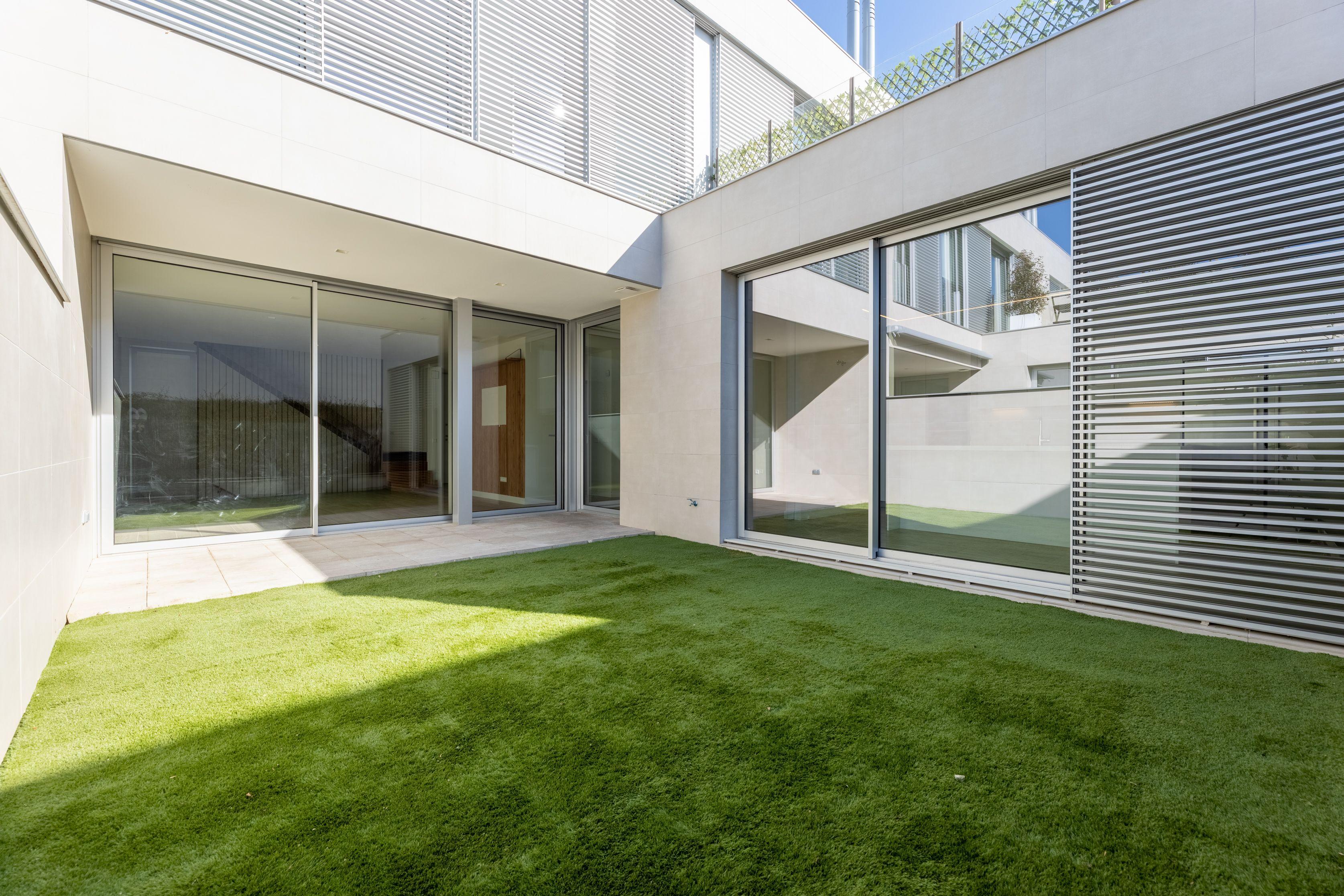 Townhouse en Venta en Calle del Camino Ancho - 17