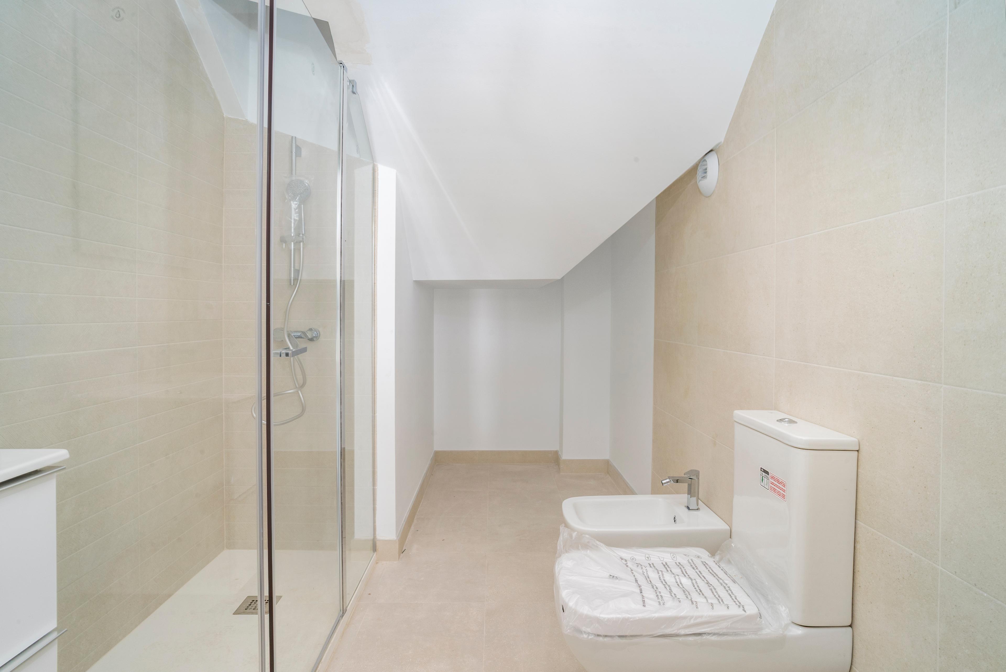 Piso en Venta en Calle Pino - 9