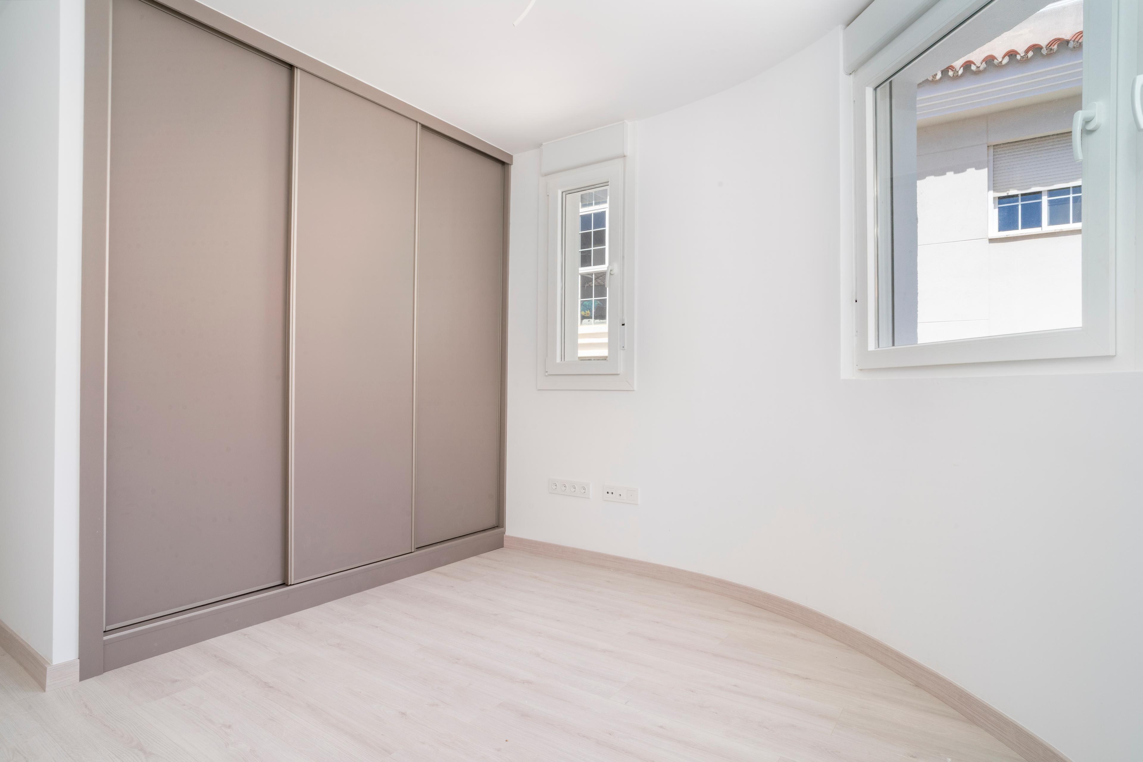 Piso en Venta en Calle Pino - 5