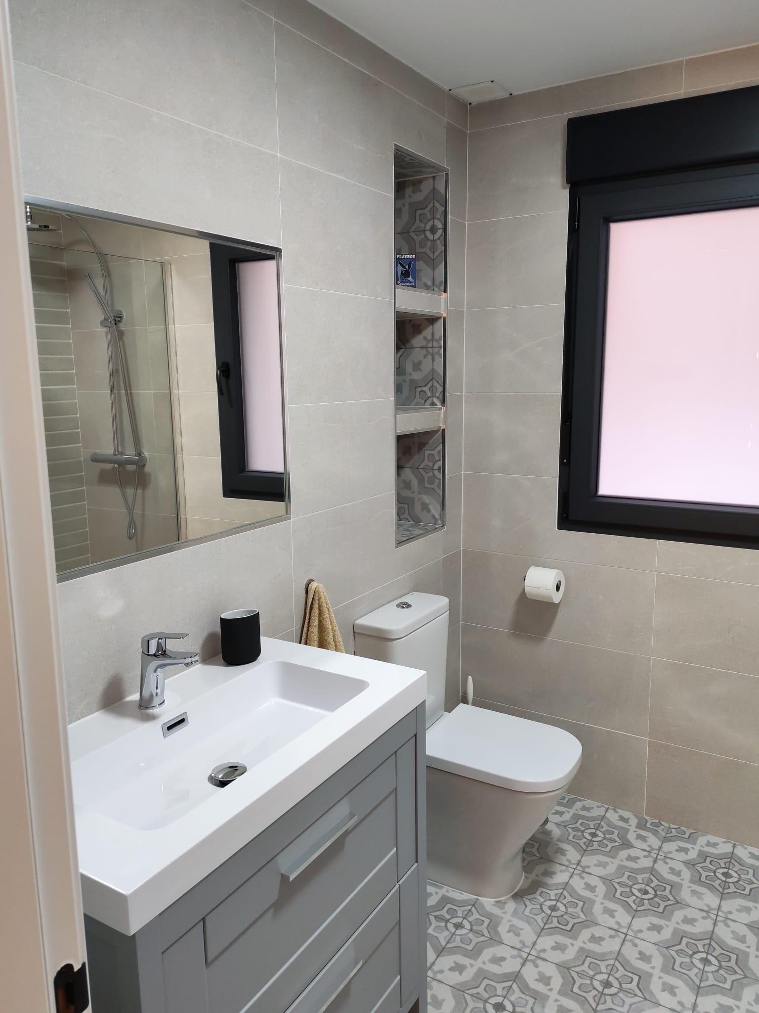 Casa en Venta en Calle Conde de Coruña - 16
