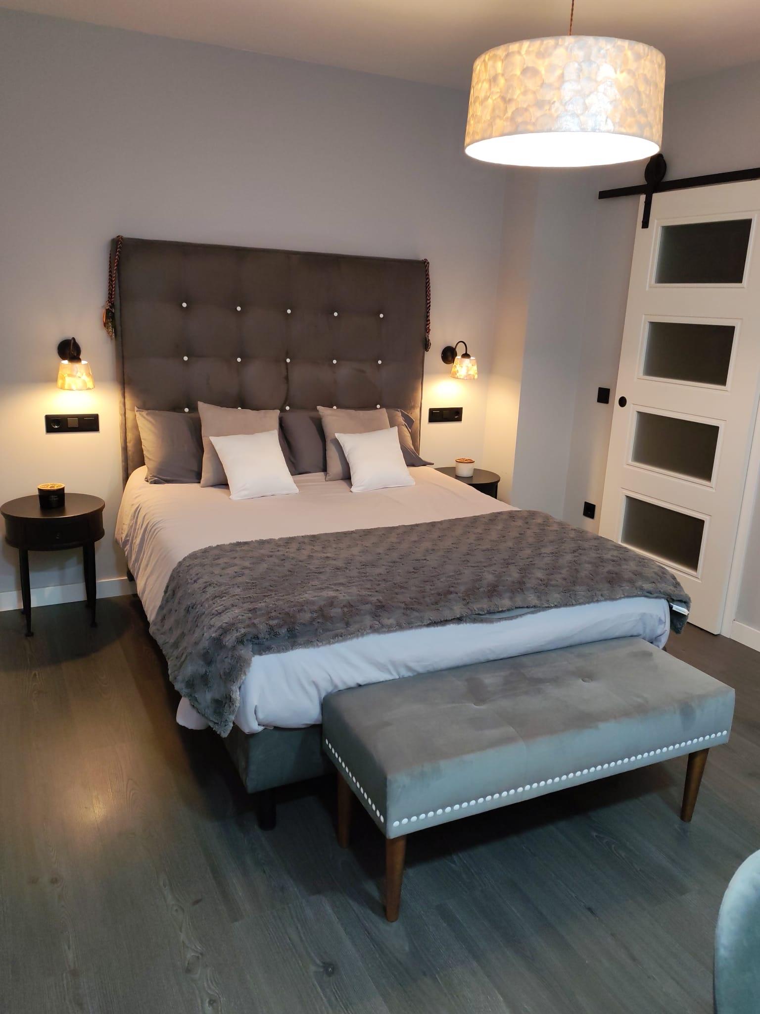 Casa en Venta en Calle Conde de Coruña - 11