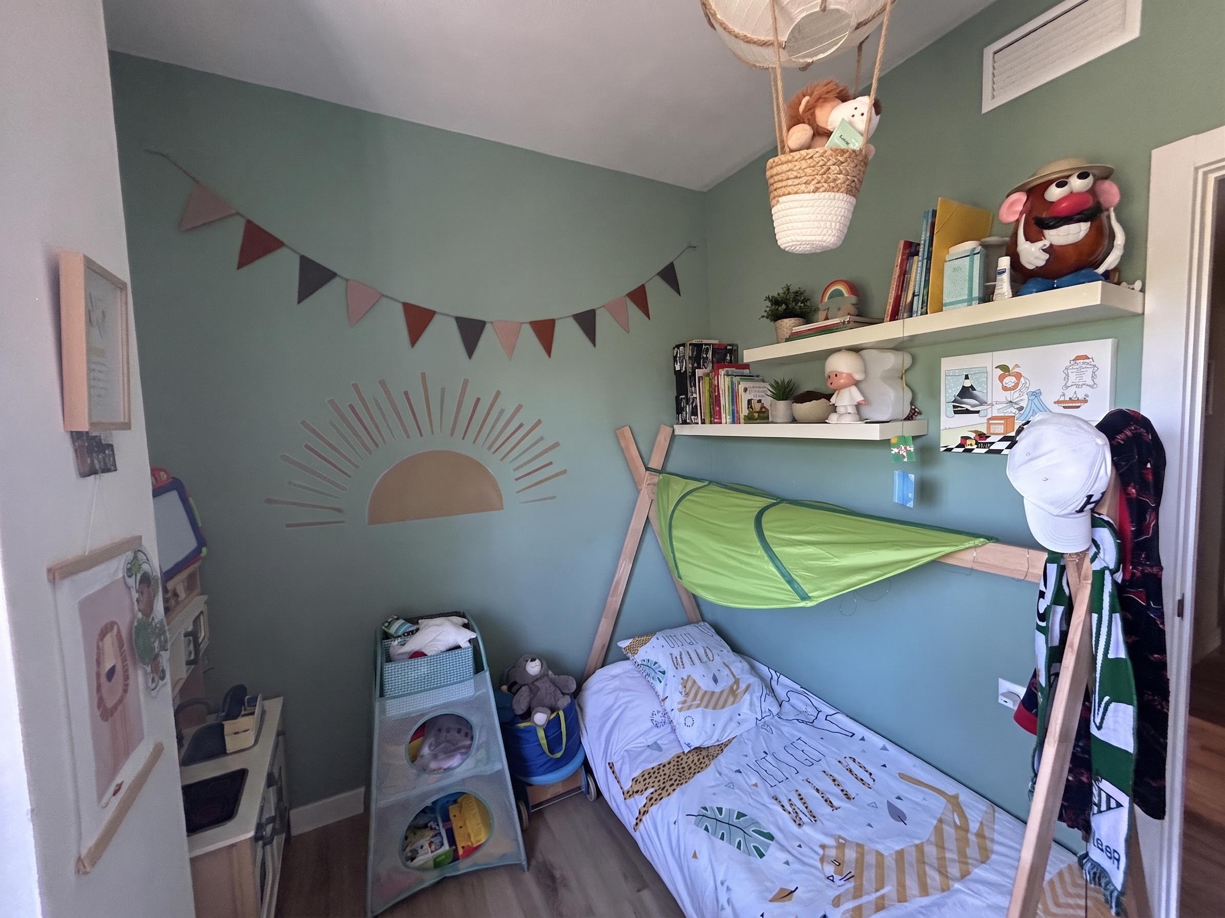 Piso en Venta en Calle Hermanas Mirabal - 13