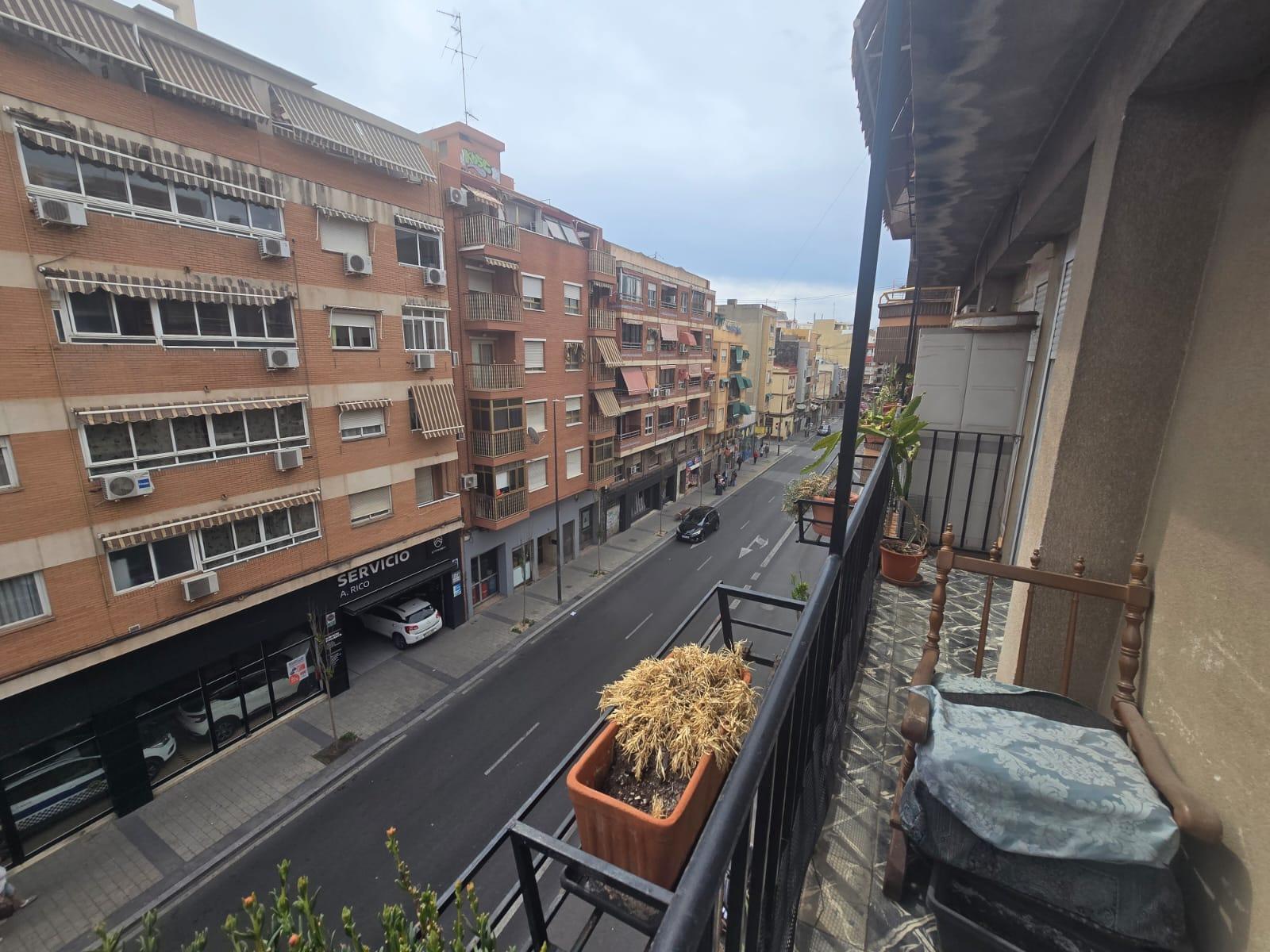 Piso en Venta en Calle Doctor Bergez - 13