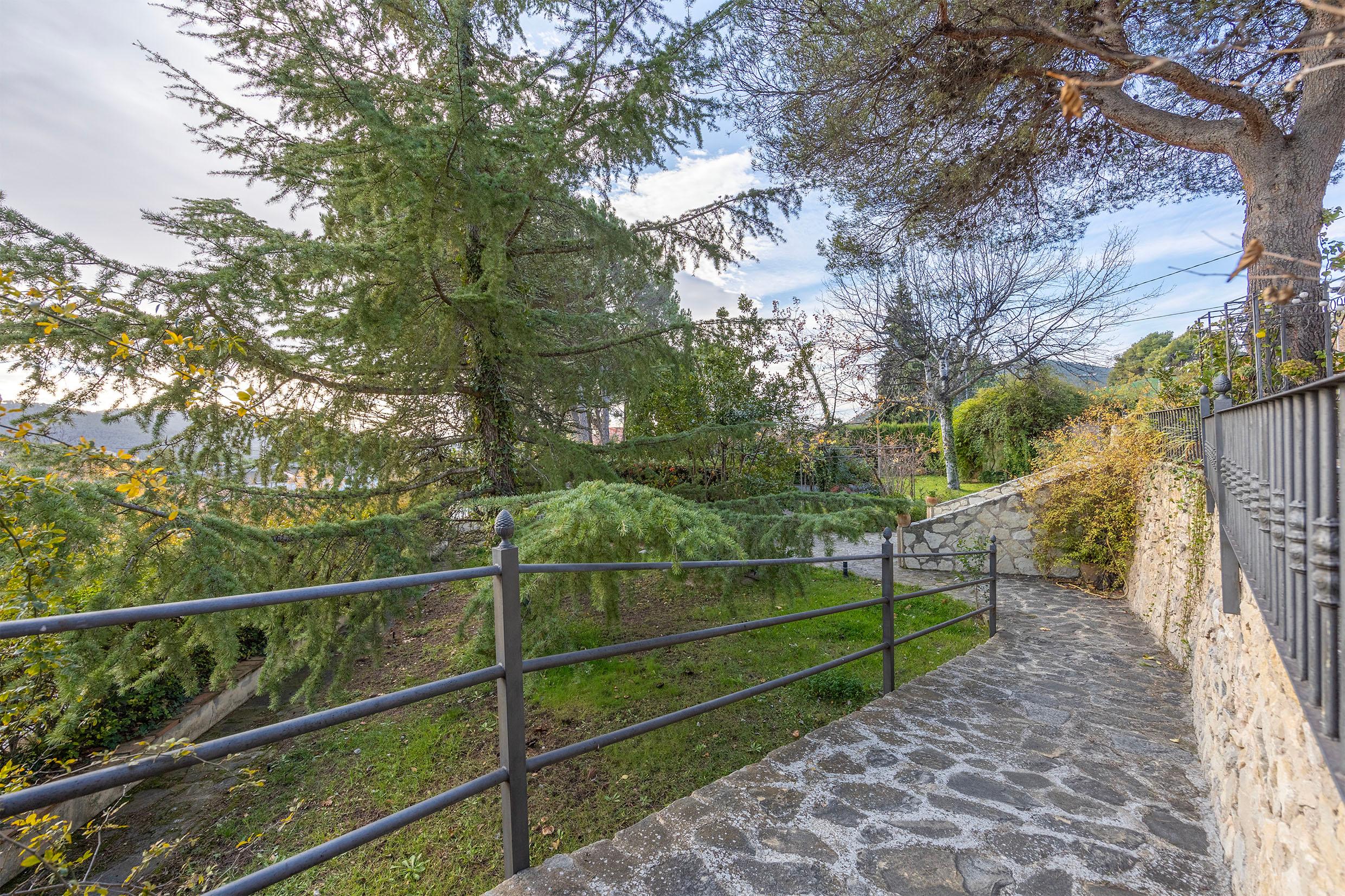 Villa Compound en Venta en Carrer de Finestrat - 39