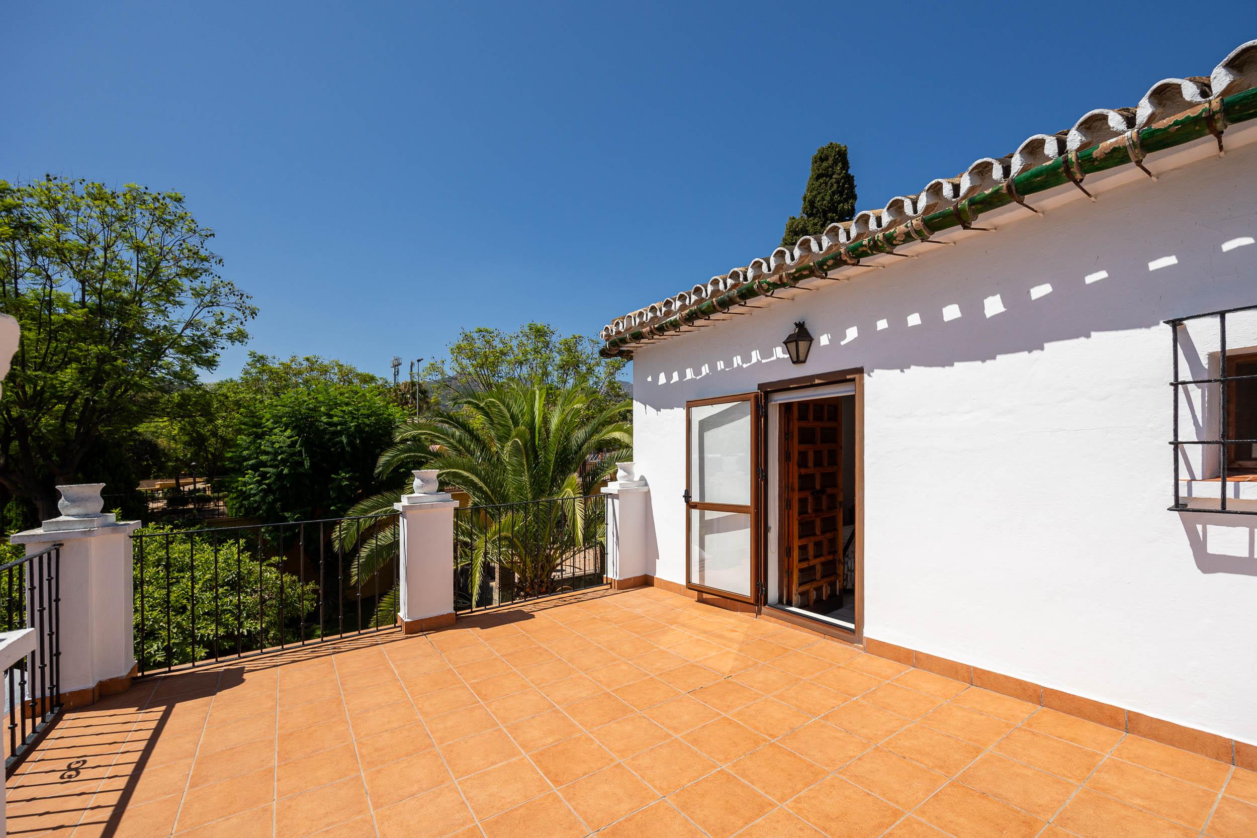 Casa en Venta en Avenida el Alamillo - 14