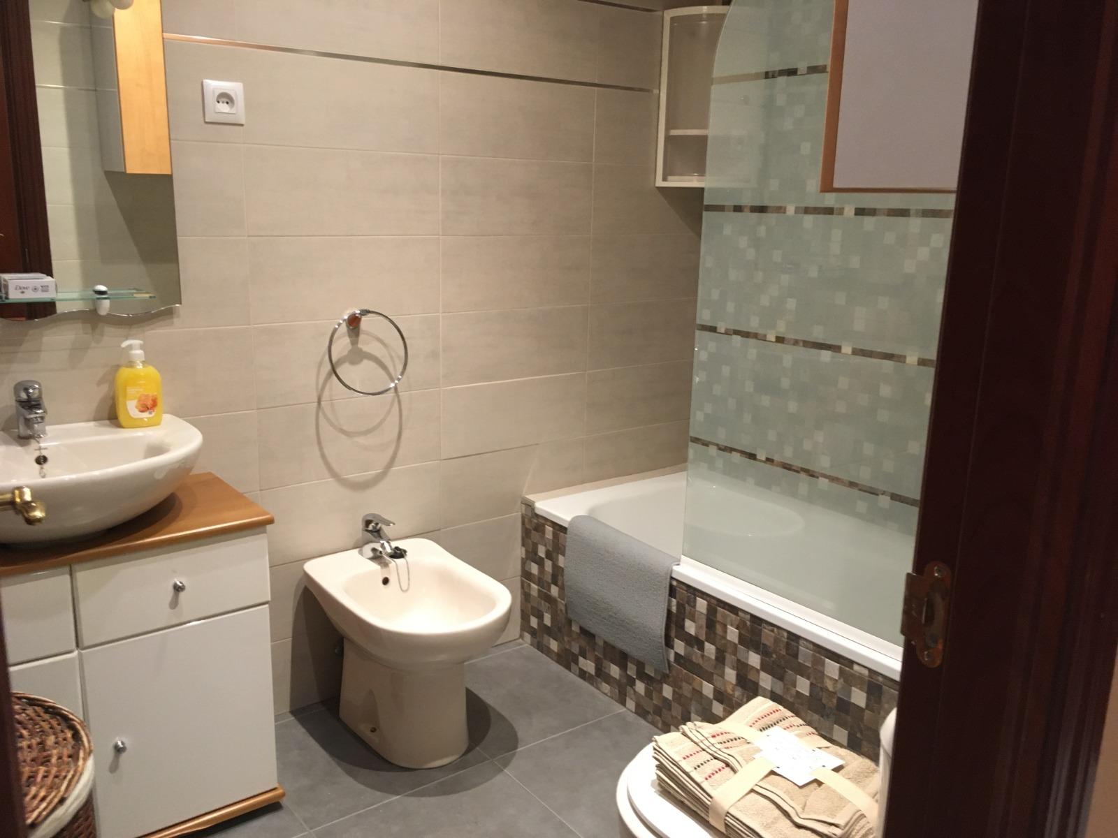 Piso en Venta en Avenida del Editor Ángel Caffarena - 5
