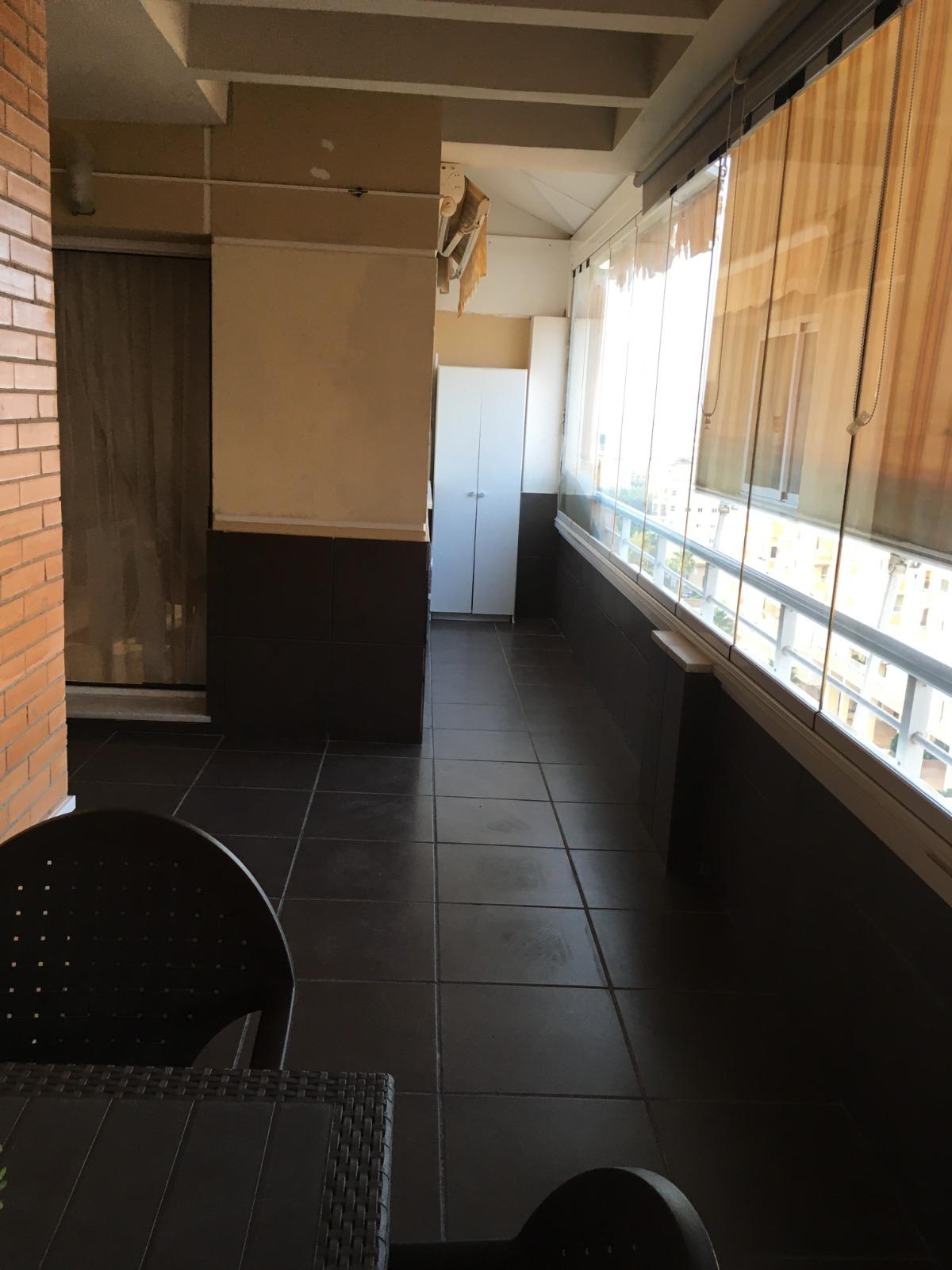 Piso en Venta en Avenida del Editor Ángel Caffarena - 9