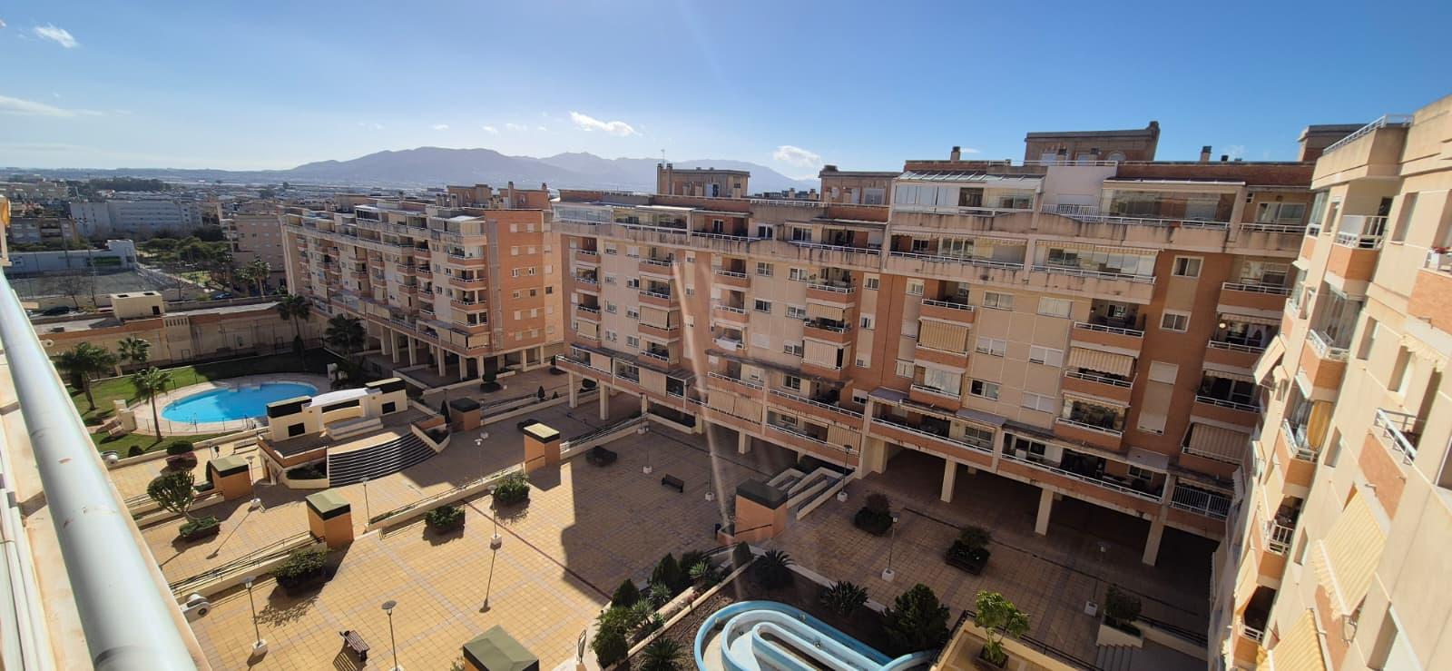 Piso en Venta en Avenida del Editor Ángel Caffarena - 13