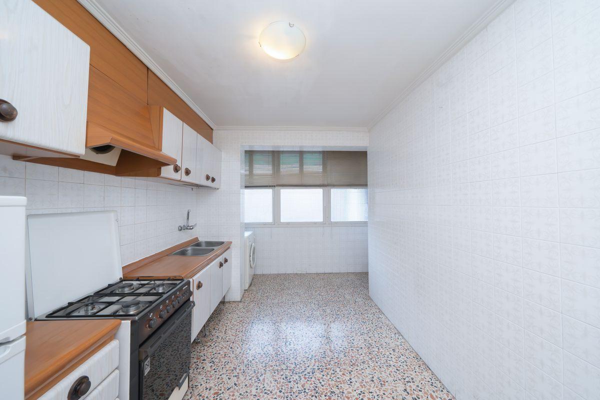 https://docs-cdn.huspy.net/01KRJSR7PPPYKGHW44Z9FB2RBD