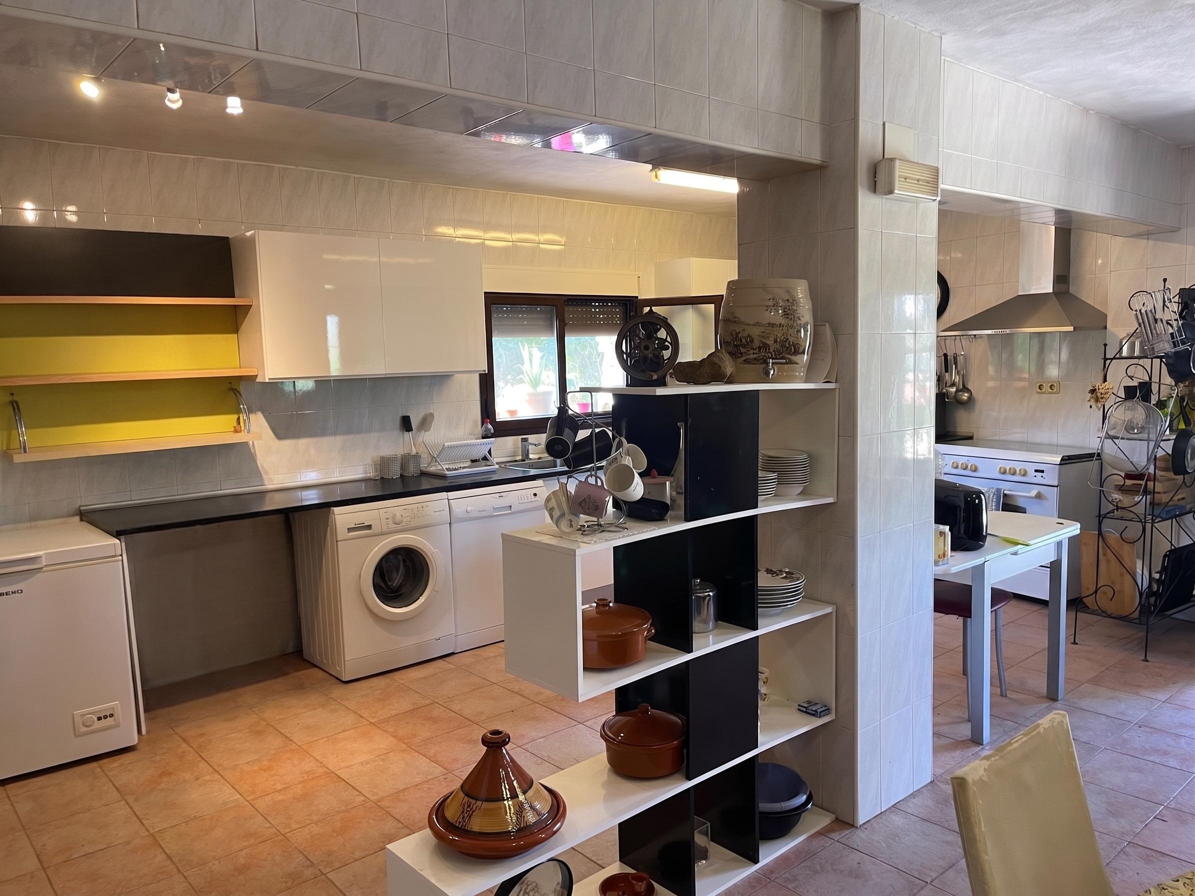 Casa Rústica en Venta en Calle Poeta García Lorca - 4