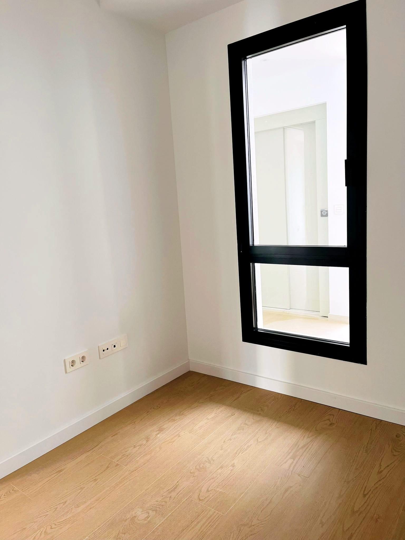 Piso en Venta en Calle Skandia - 16