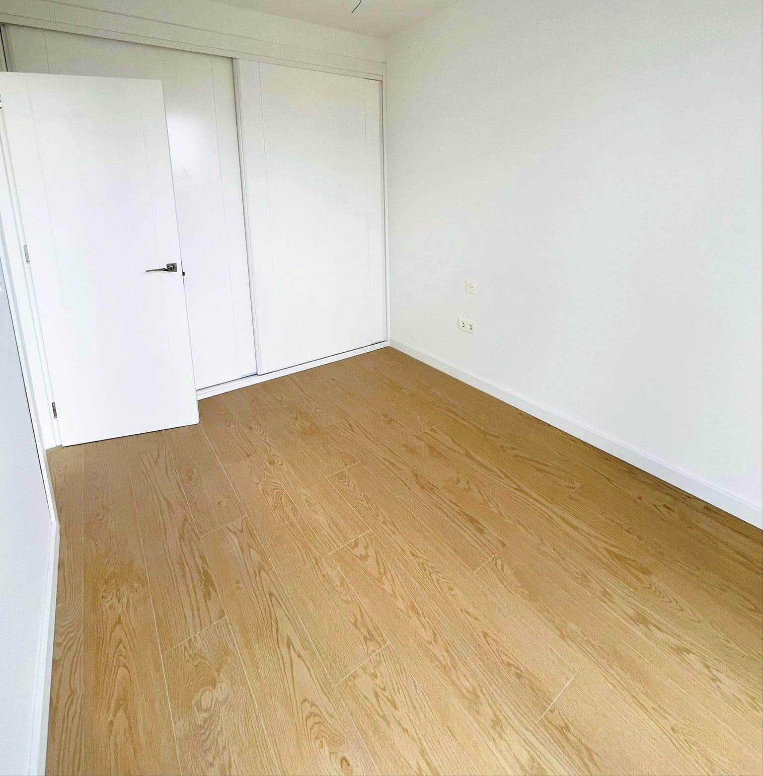 Piso en Venta en Calle Skandia - 9