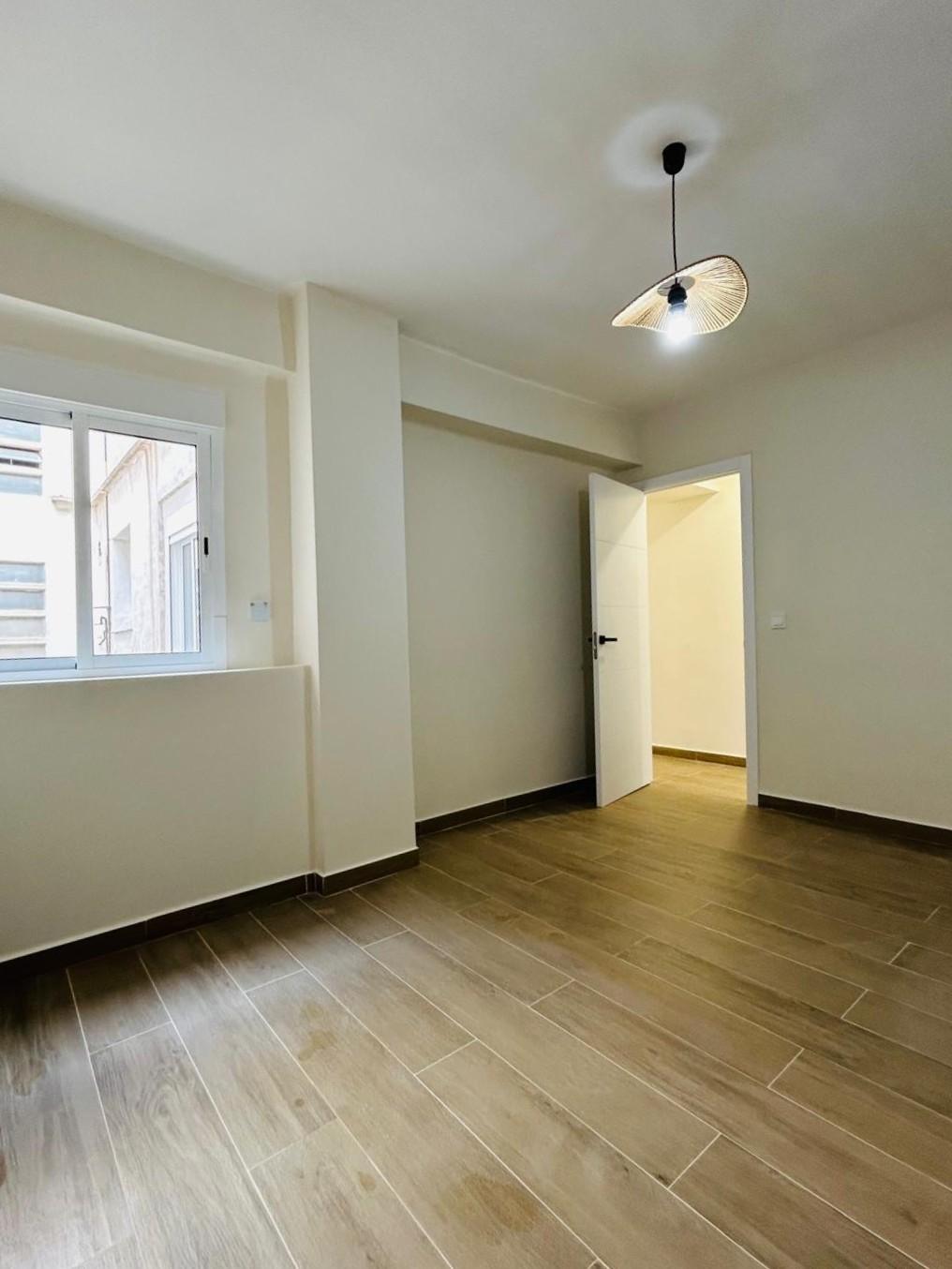 Piso en Venta en Carrer de Fray Pedro Ponce de León - 6