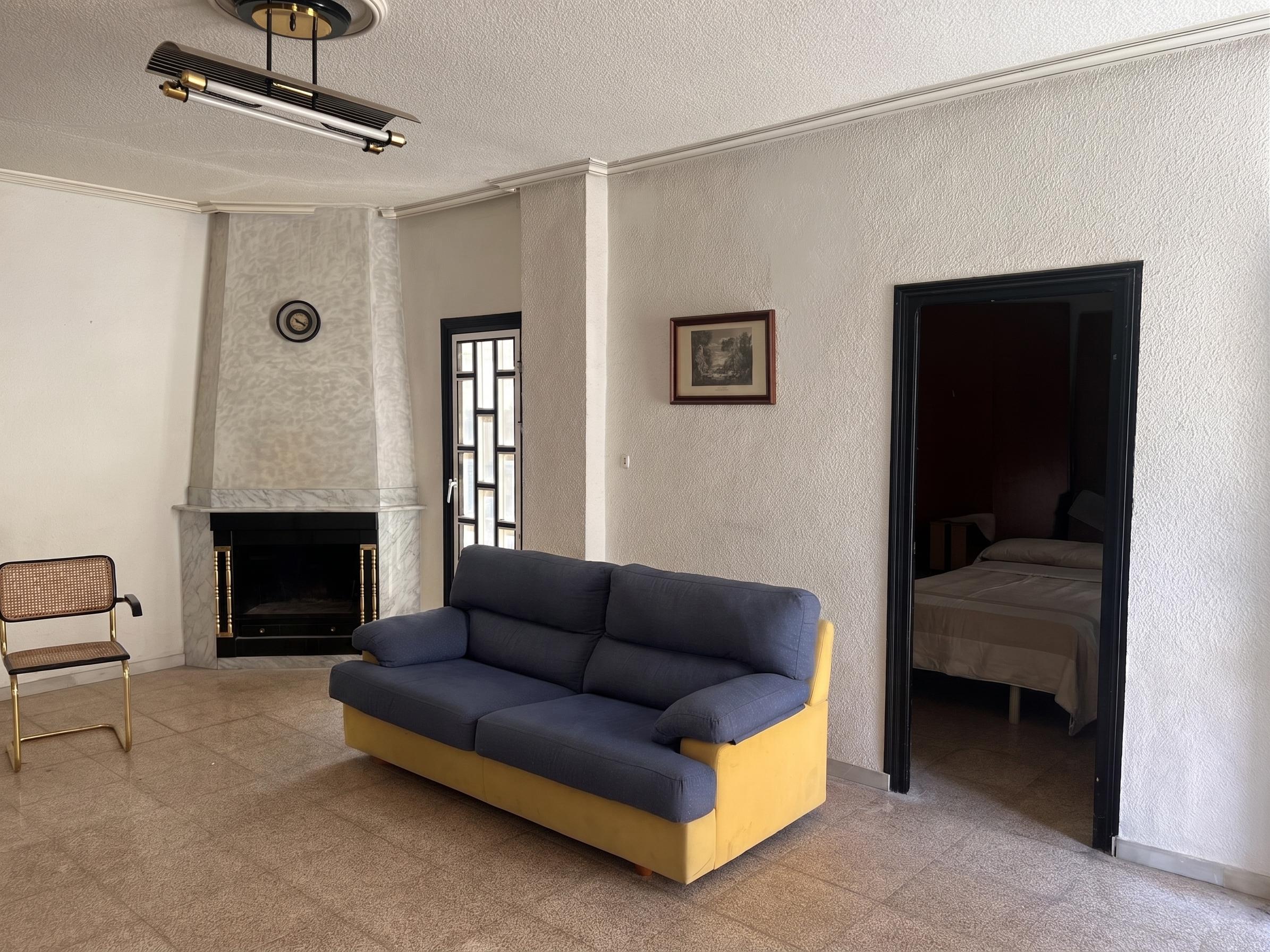 Casa en Venta en Calle Virgen del Rosario - 3