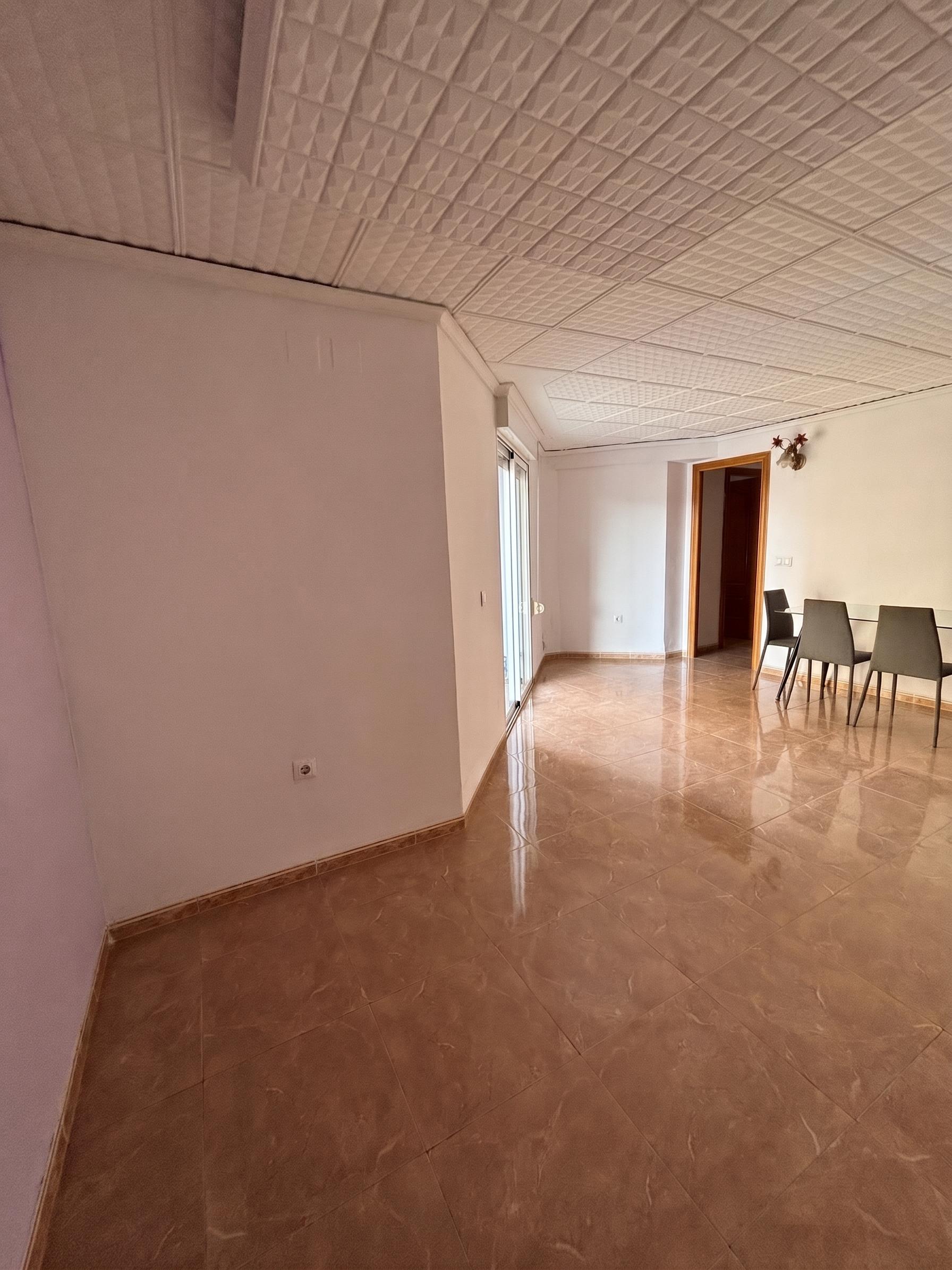 Piso en Venta en Carrer de Pedreguer - 3