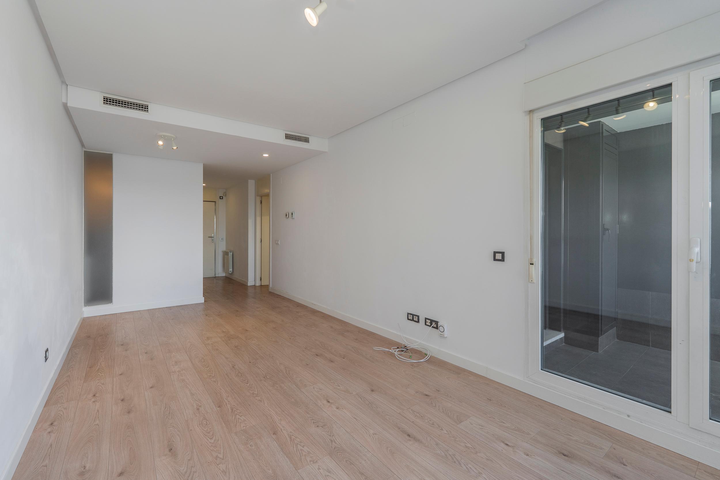Piso en Venta en Calle de Dulce Chacón - 10