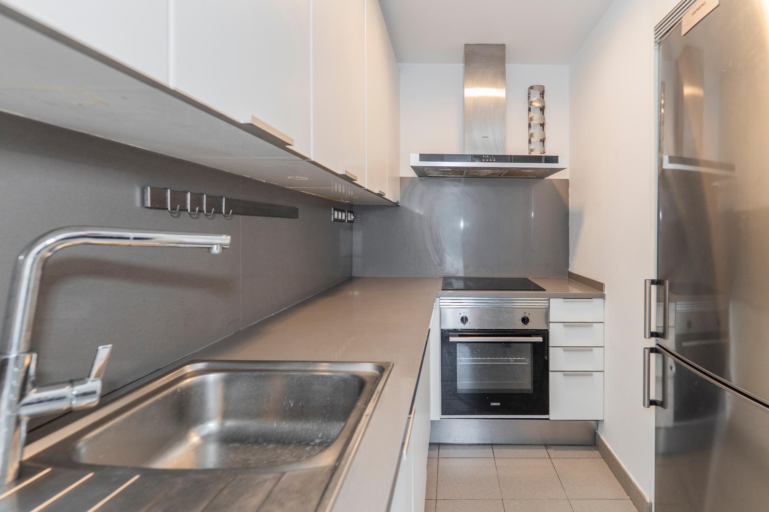 Piso en Venta en Calle de Dulce Chacón - 7