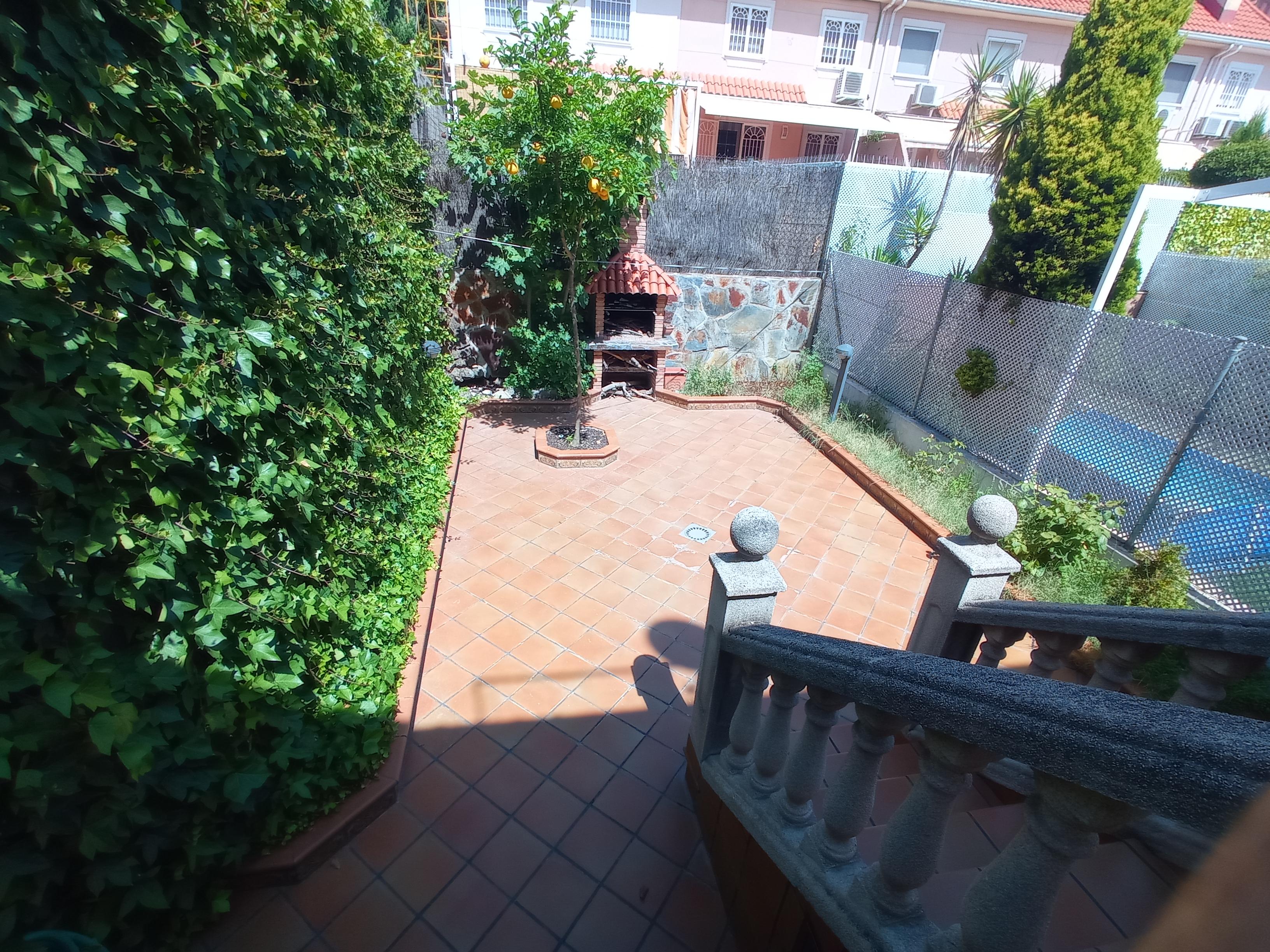 Casa en Venta en Calle del Melocotón - 12