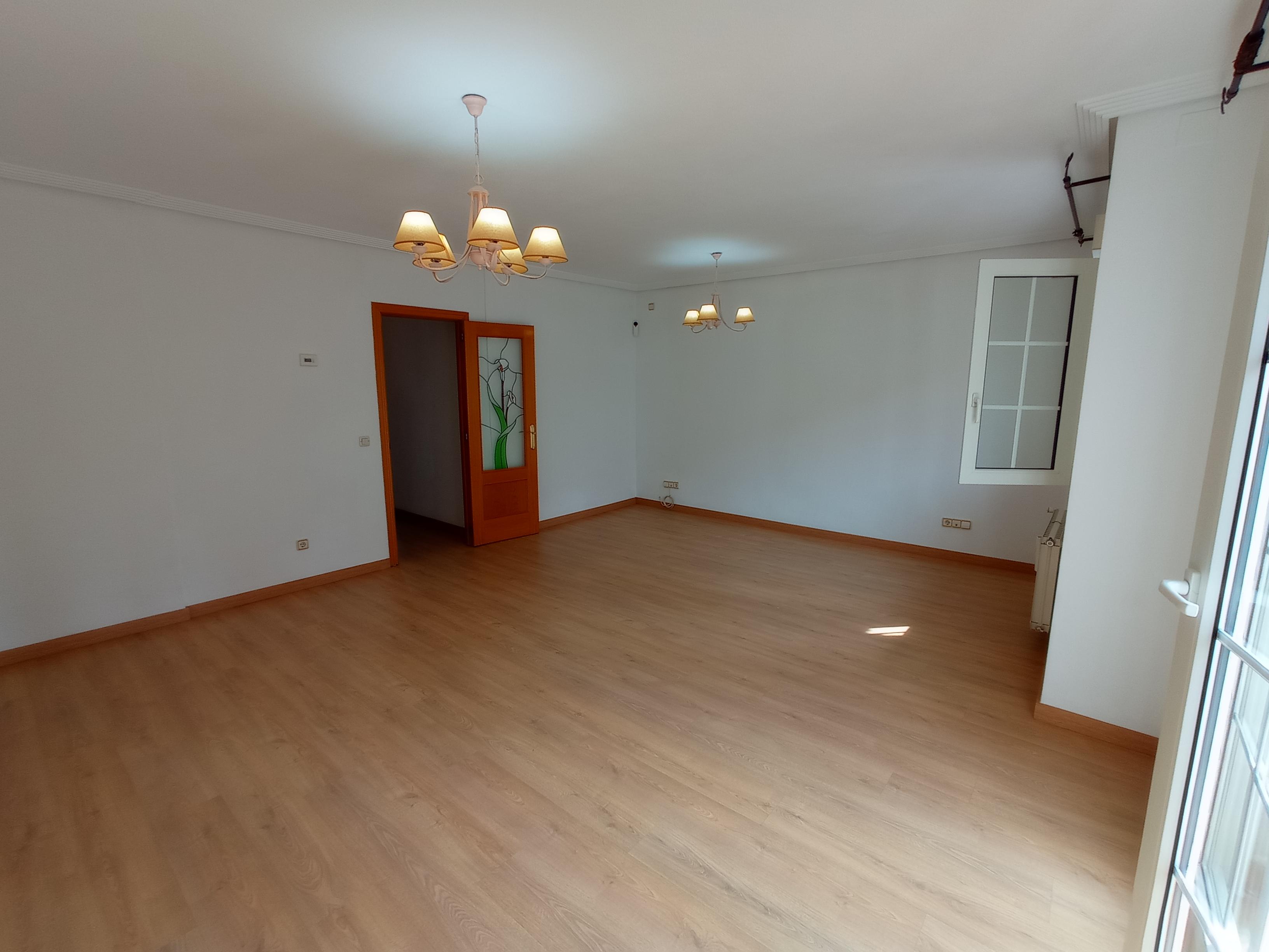 Casa en Venta en Calle del Melocotón - 7