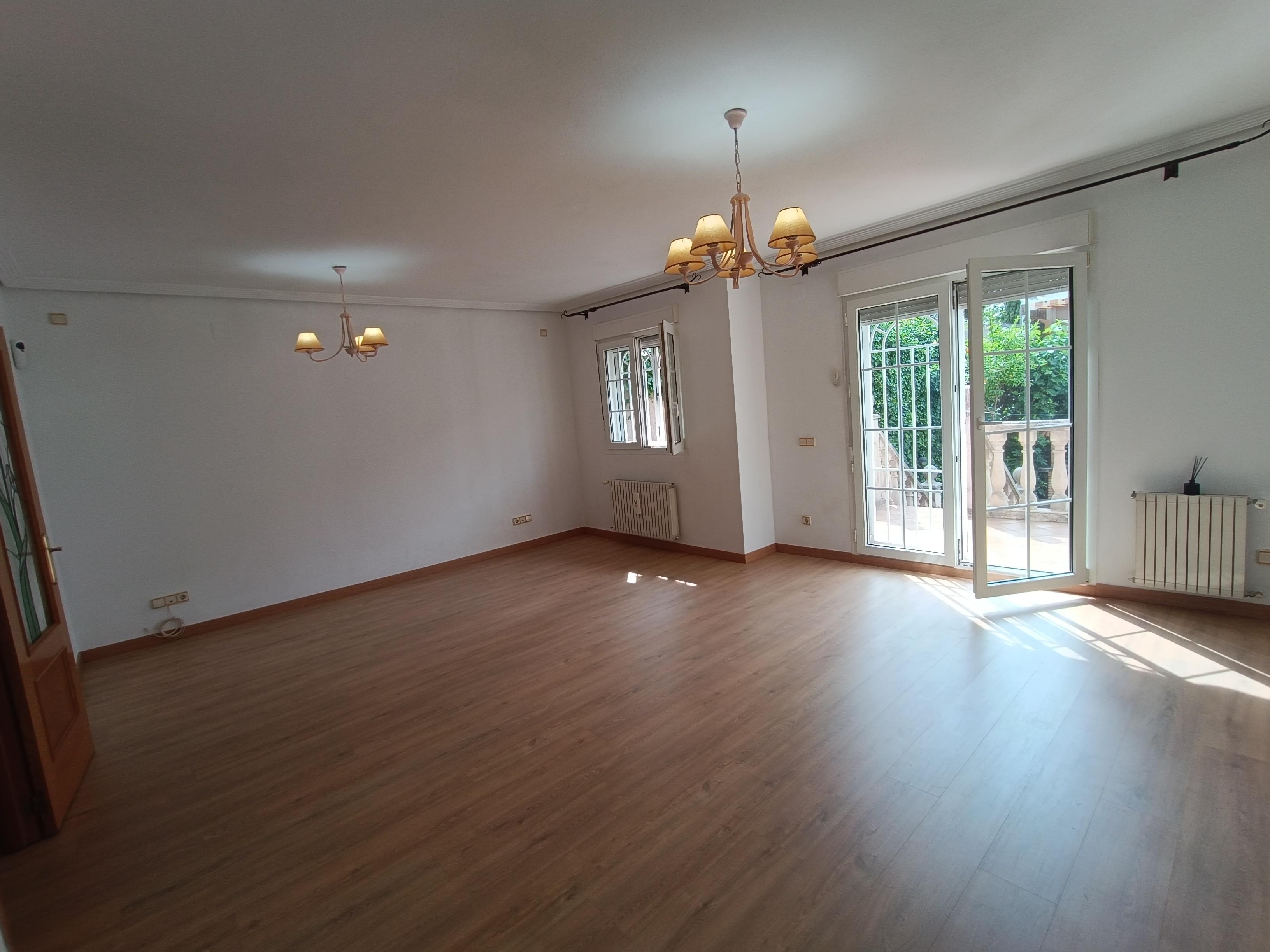 Casa en Venta en Calle del Melocotón - 8
