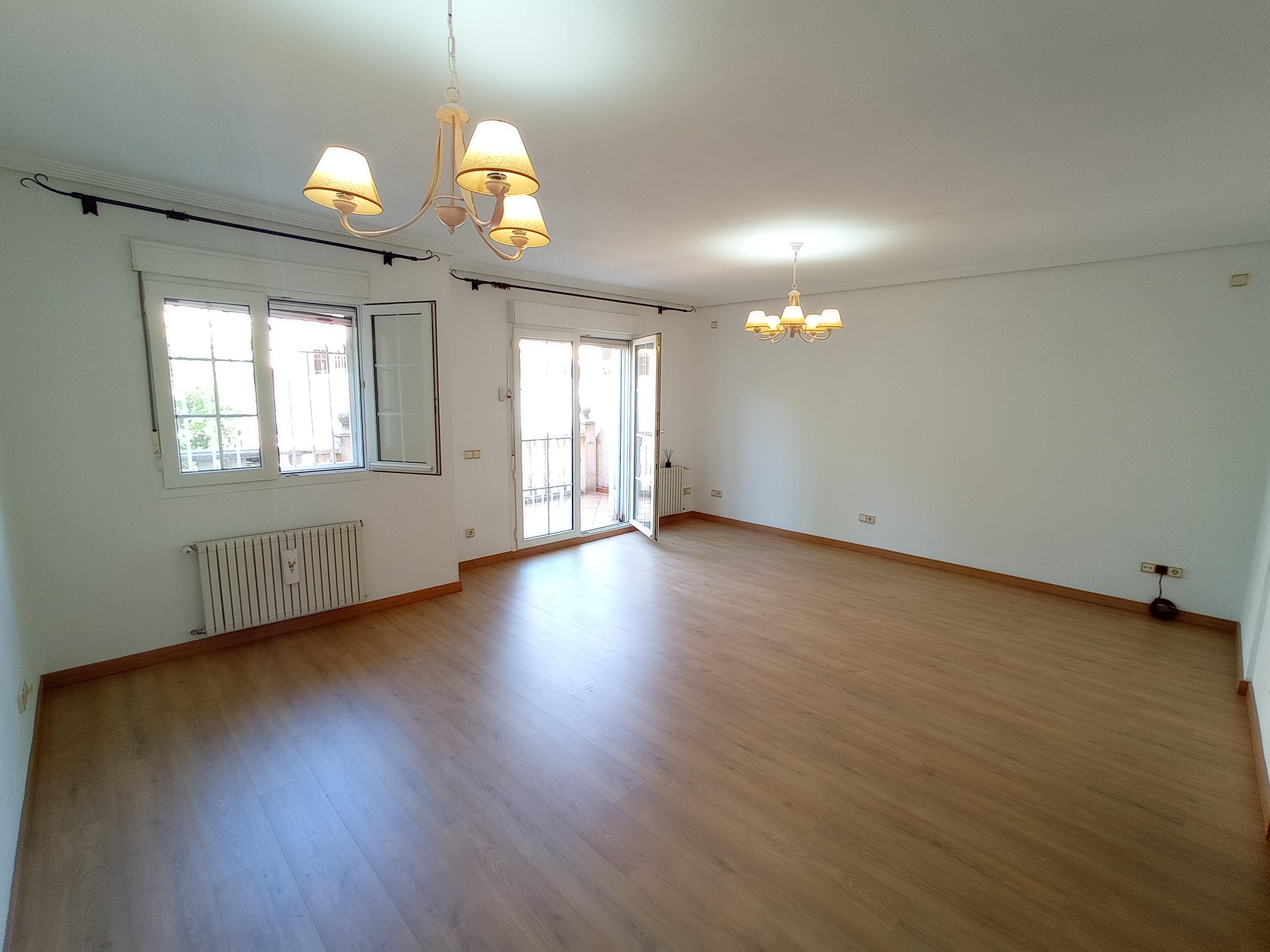 Casa en Venta en Calle del Melocotón - 9
