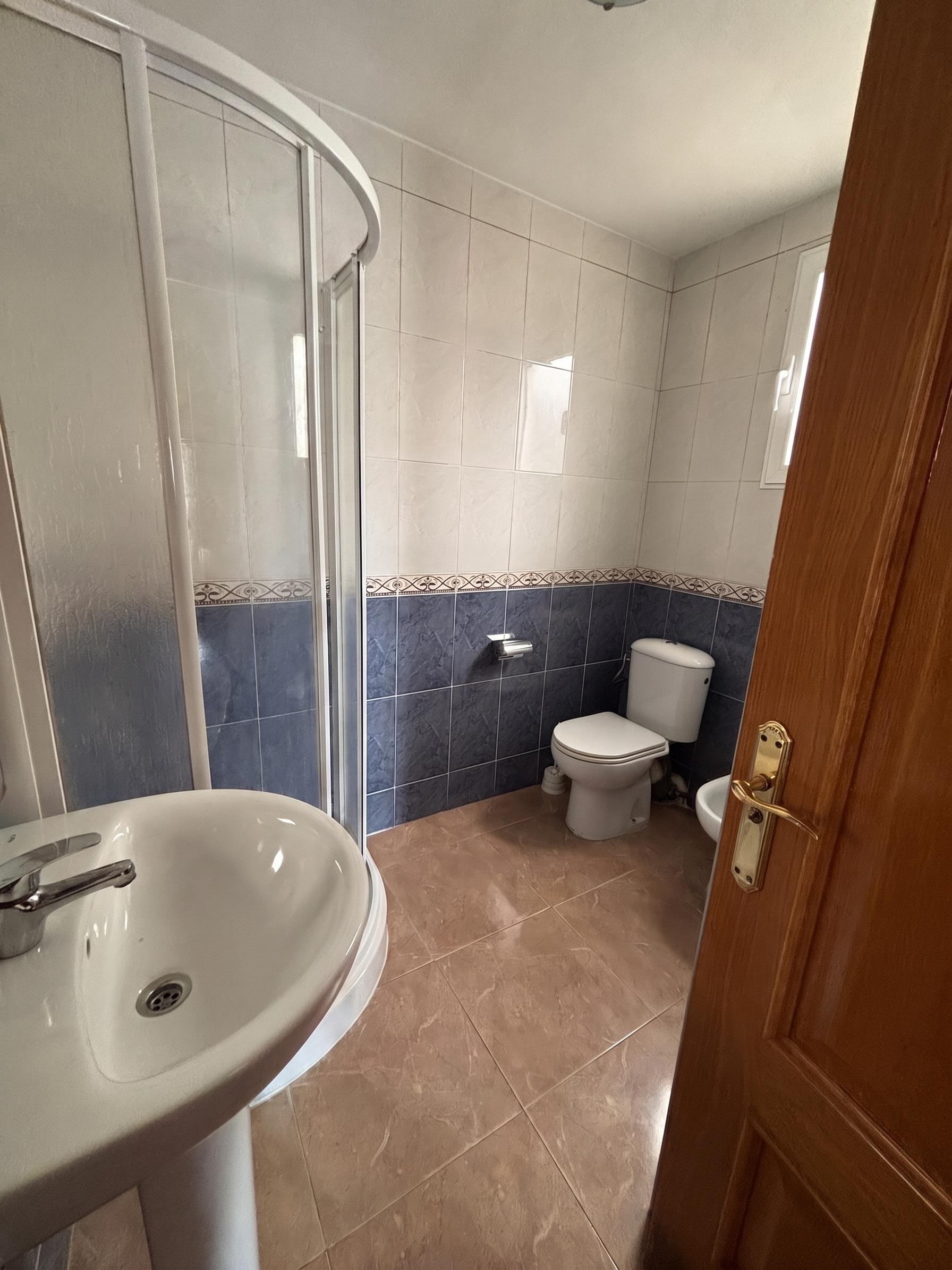 Piso en Venta en Carrer Pedreguer - 3