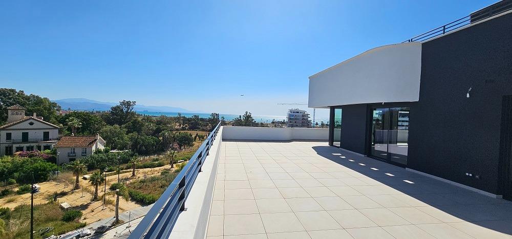 Ático en Venta en Avenida Mar de Alborán - 1