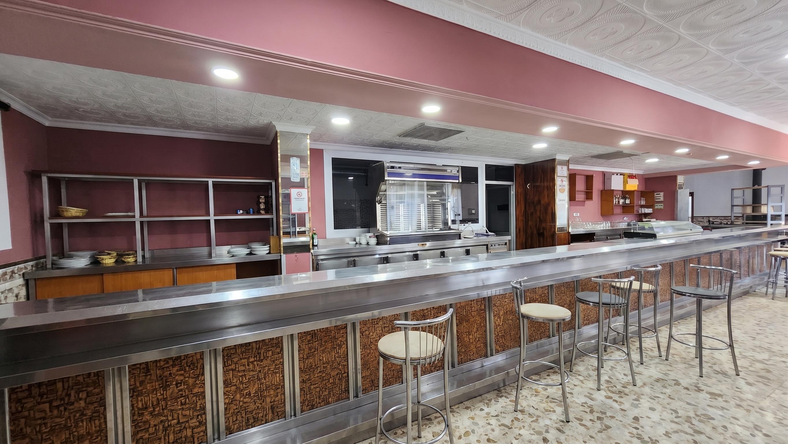 Residential Building en Venta en Av. de Andalucía 102 - 1