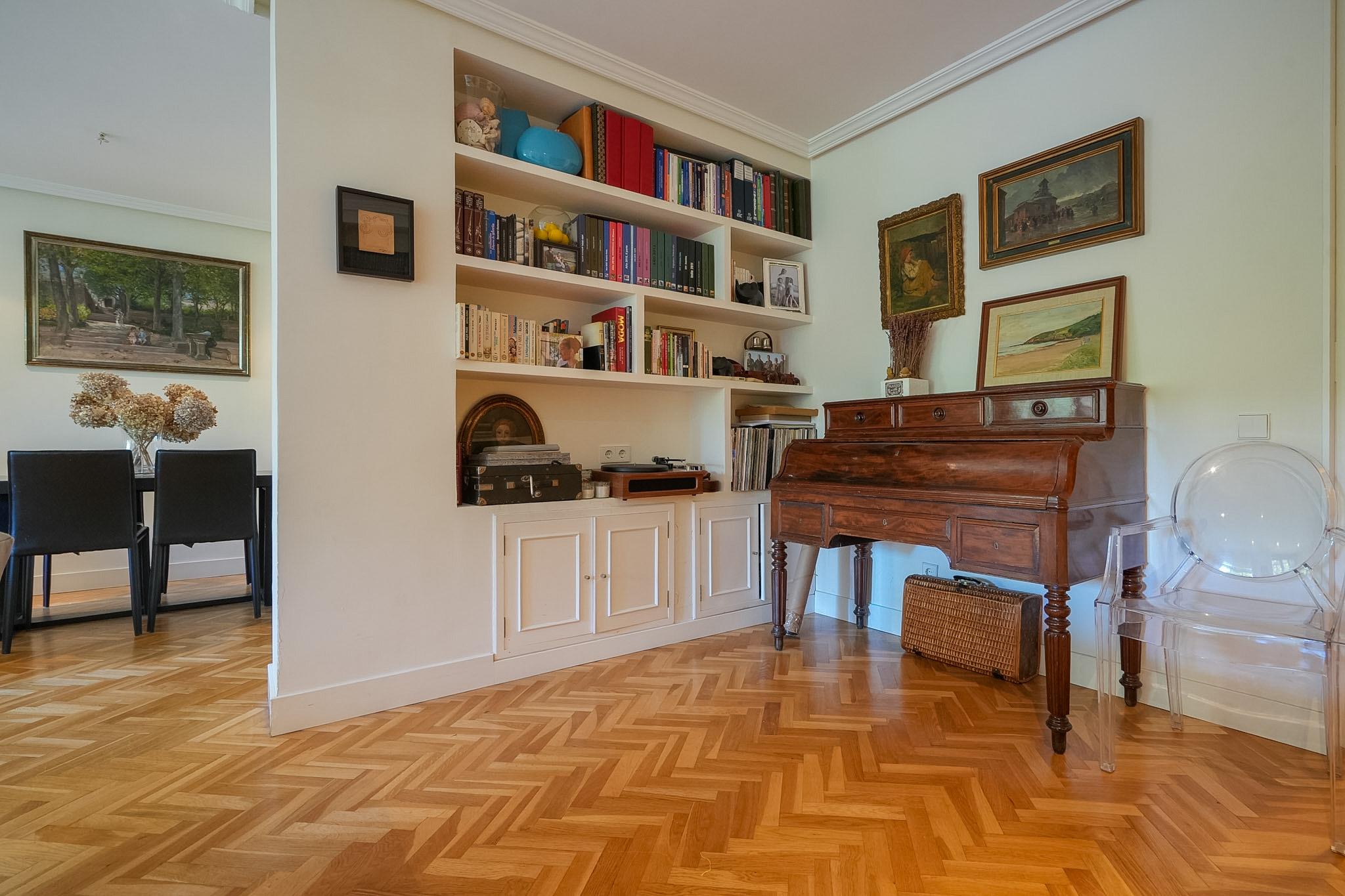 Piso en Venta en Calle de Nuria - 6