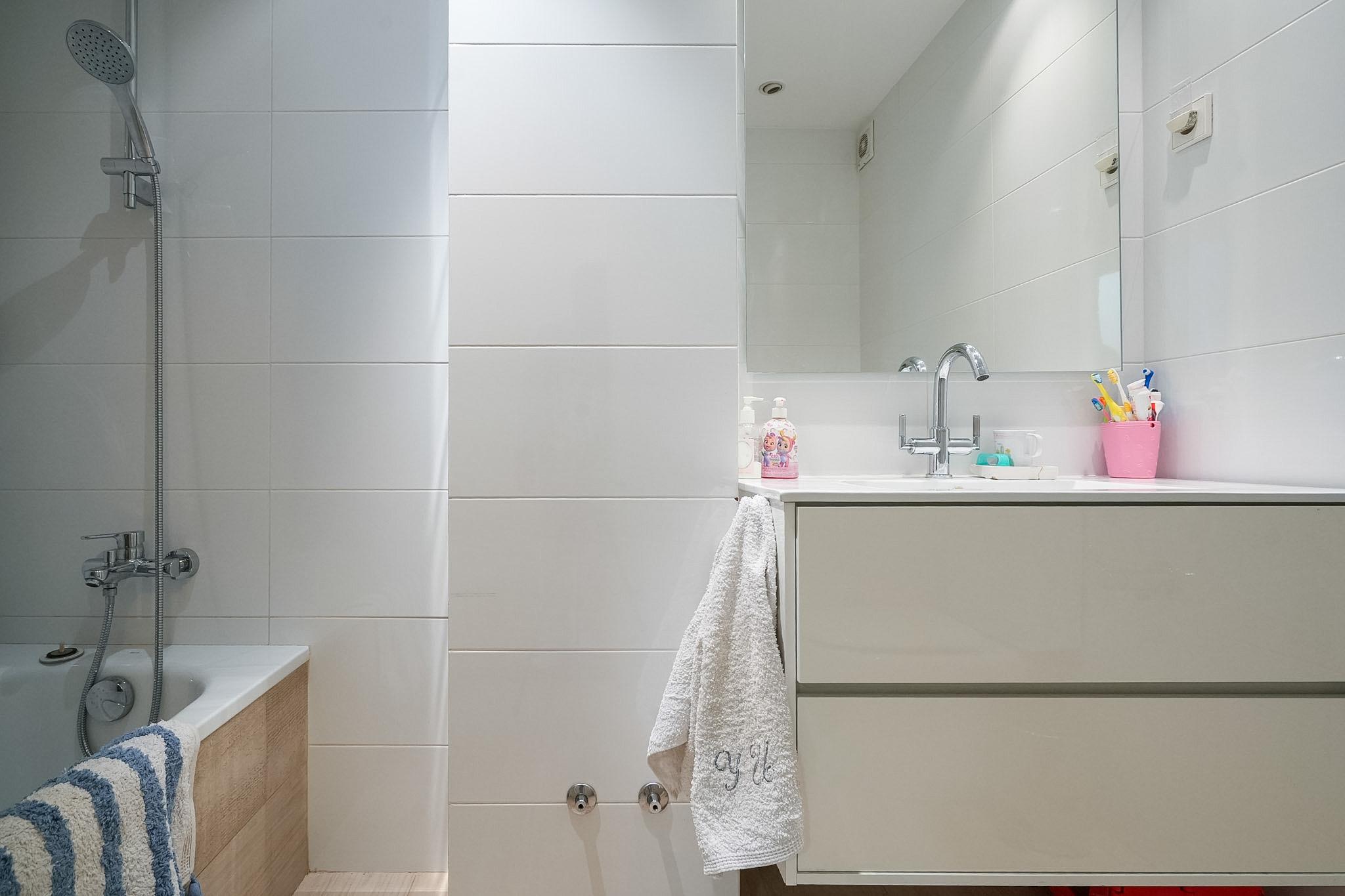 Piso en Venta en Calle de Nuria - 23