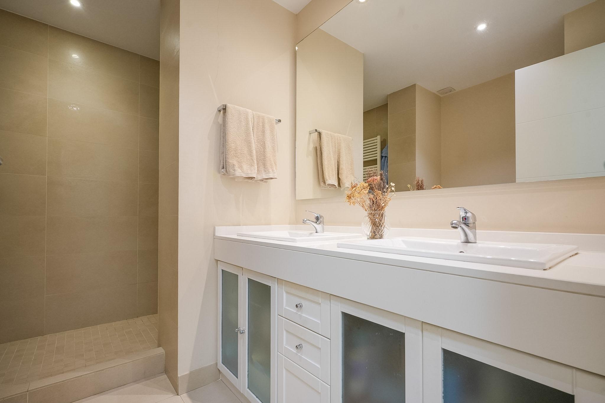 Piso en Venta en Calle de Nuria - 35