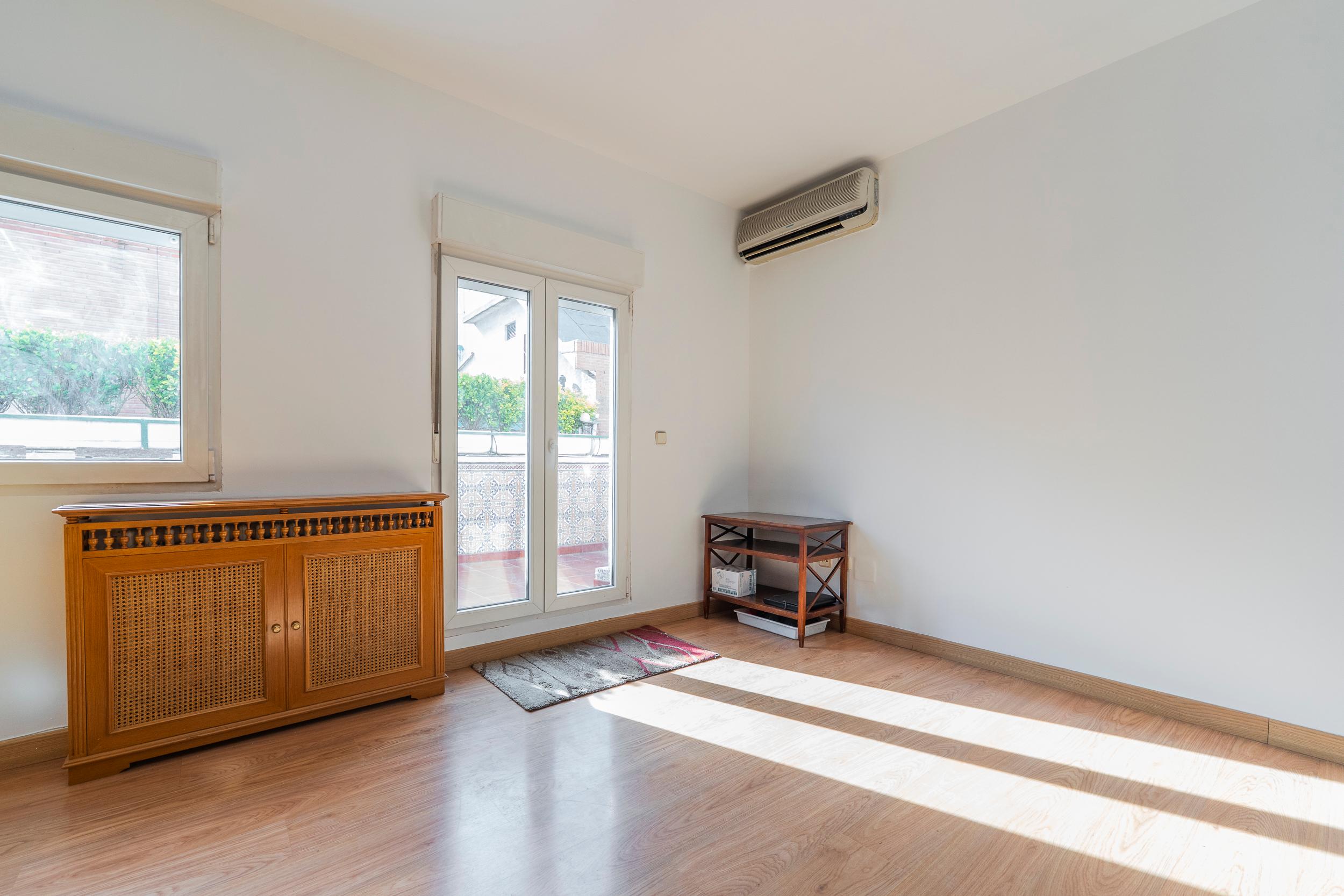Piso en Venta en Calle del Marqués de Zafra - 8