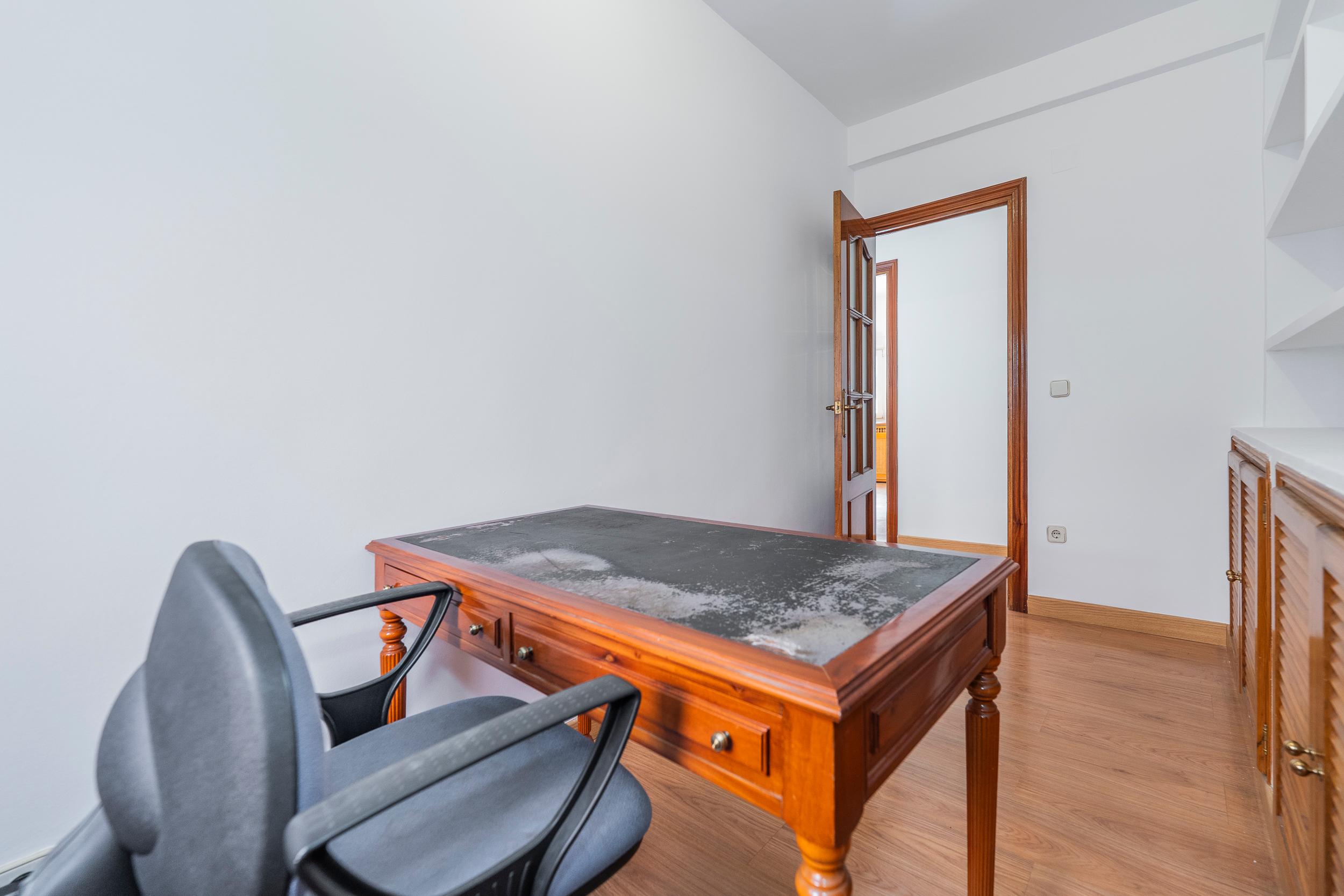 Piso en Venta en Calle del Marqués de Zafra - 21