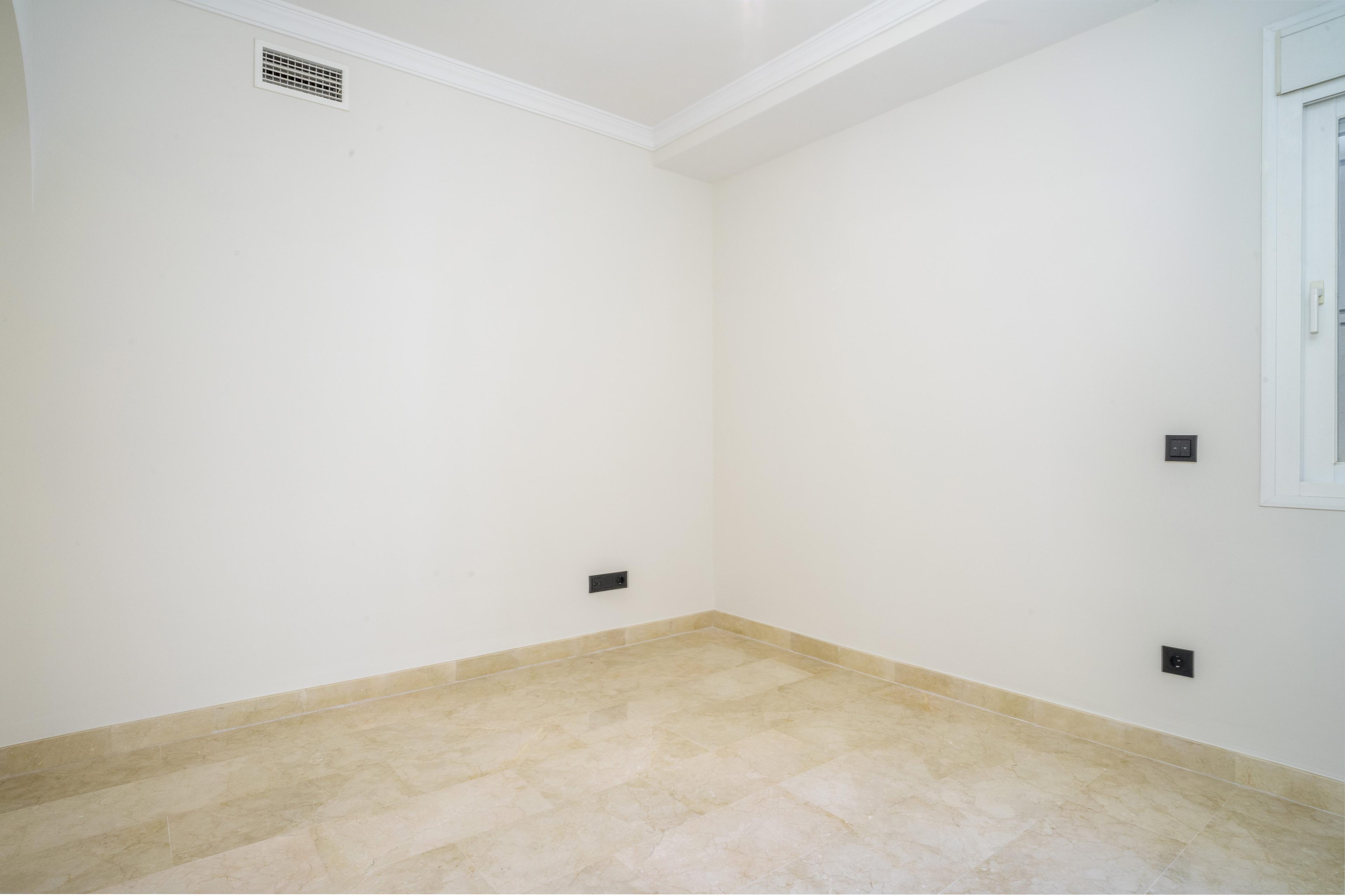 Piso en Venta en Calle Lago de los Cisnes - 17