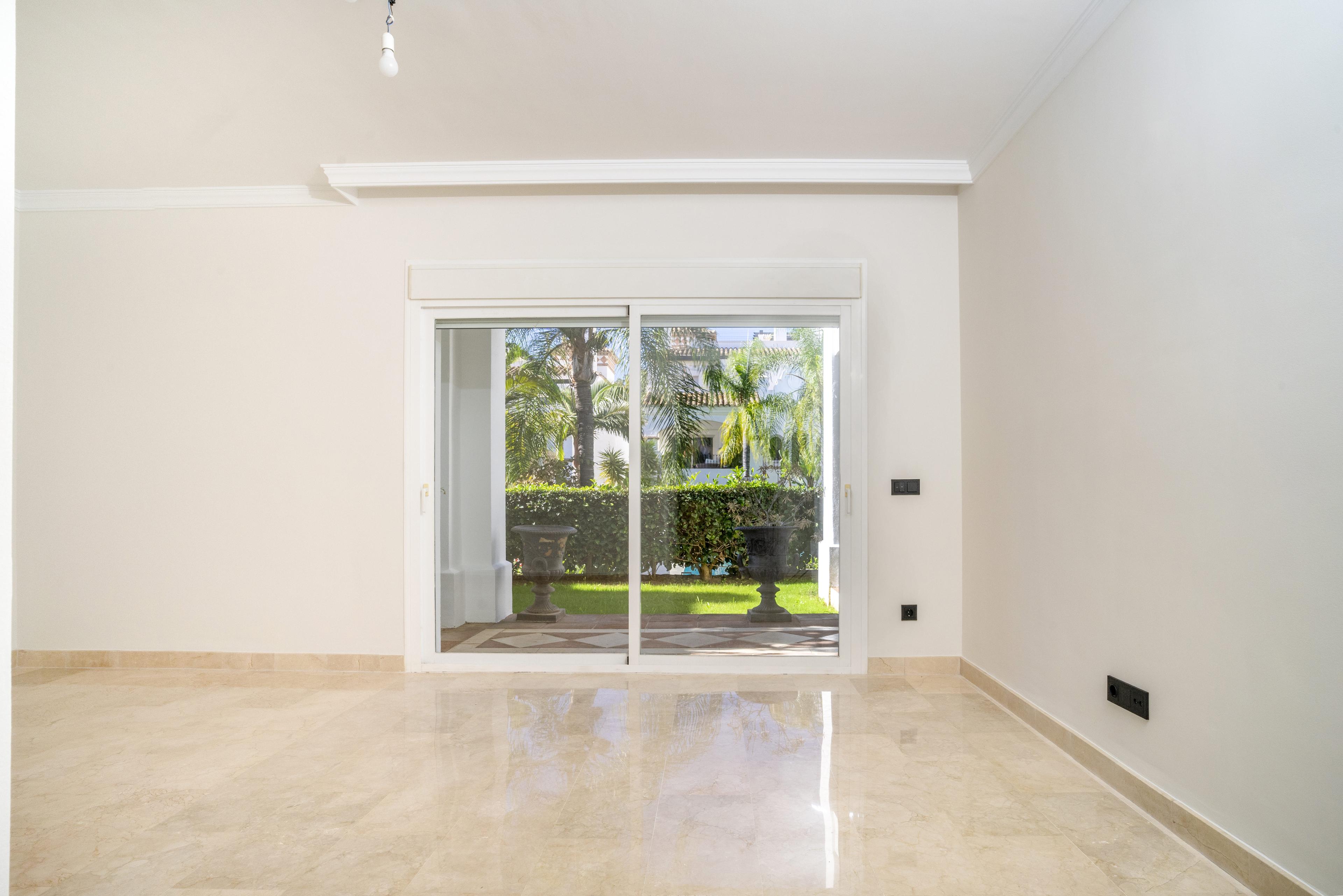 Piso en Venta en Calle Lago de los Cisnes - 38