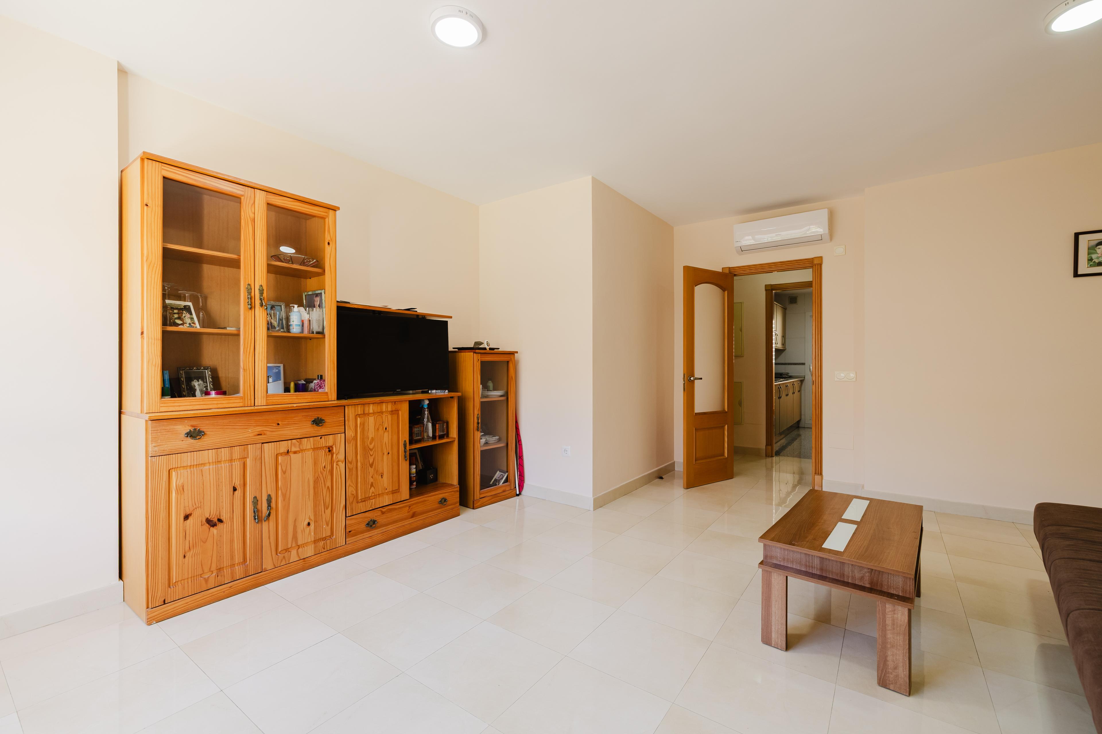 Piso en Venta en Calle Antonio Millón - 6