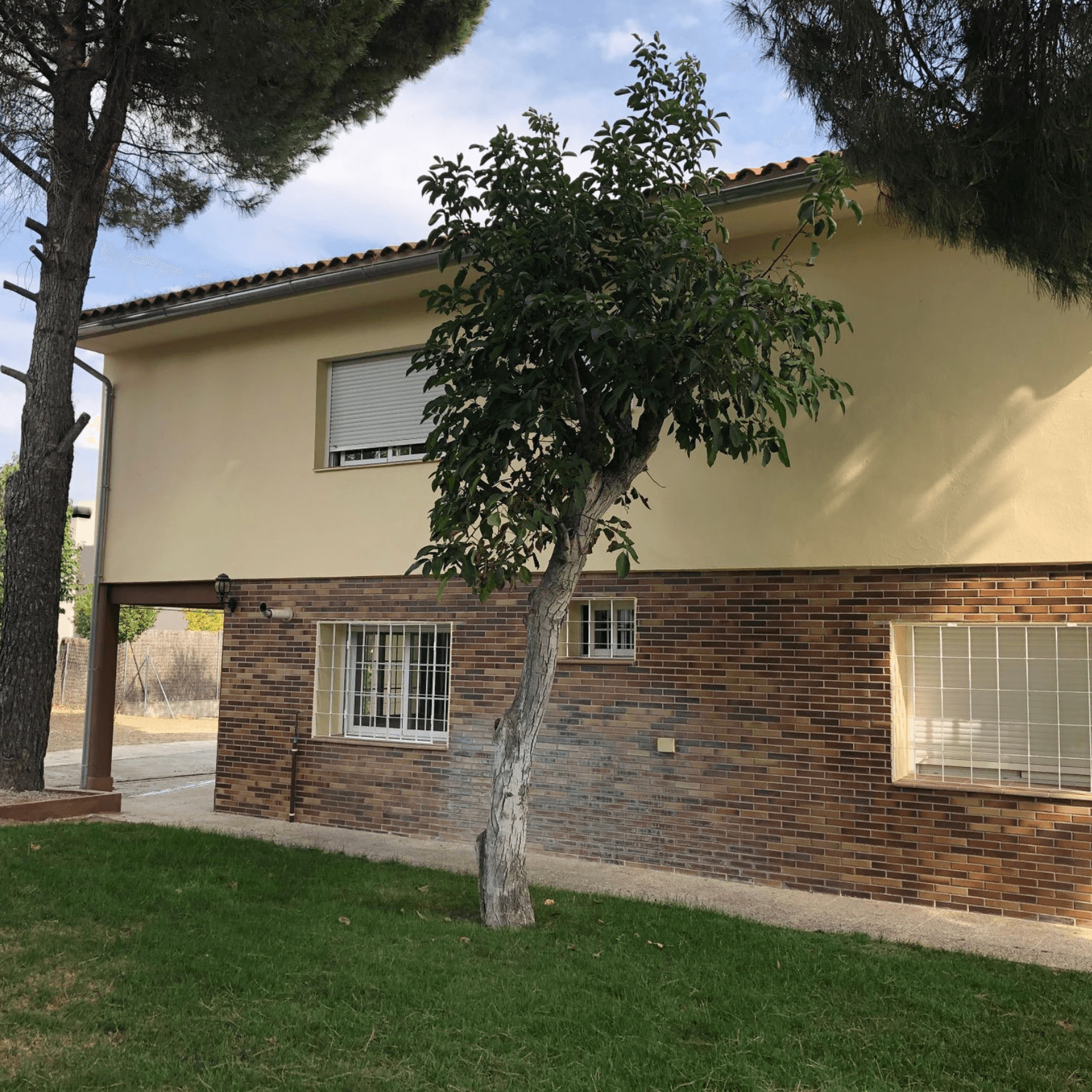 Townhouse en Venta en Calle Los Manzanos - 25