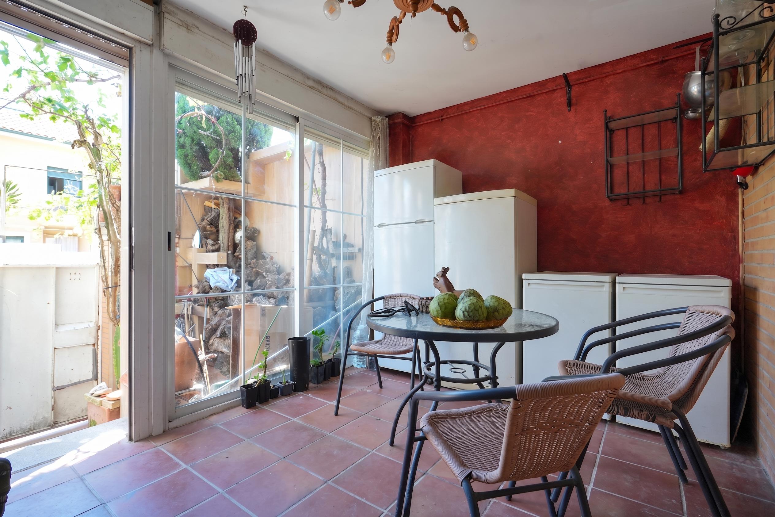 Casa Adosada en Venta en Calle Fernando Fernán Gómez - 8