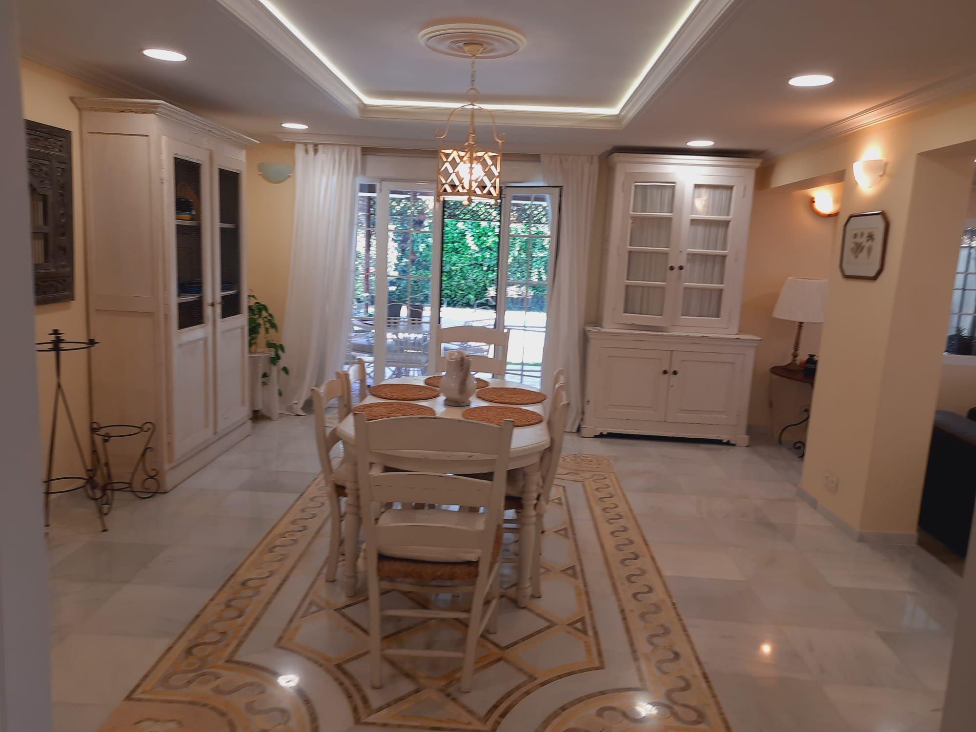 Villa en Venta en Calle los Jazmines - 4