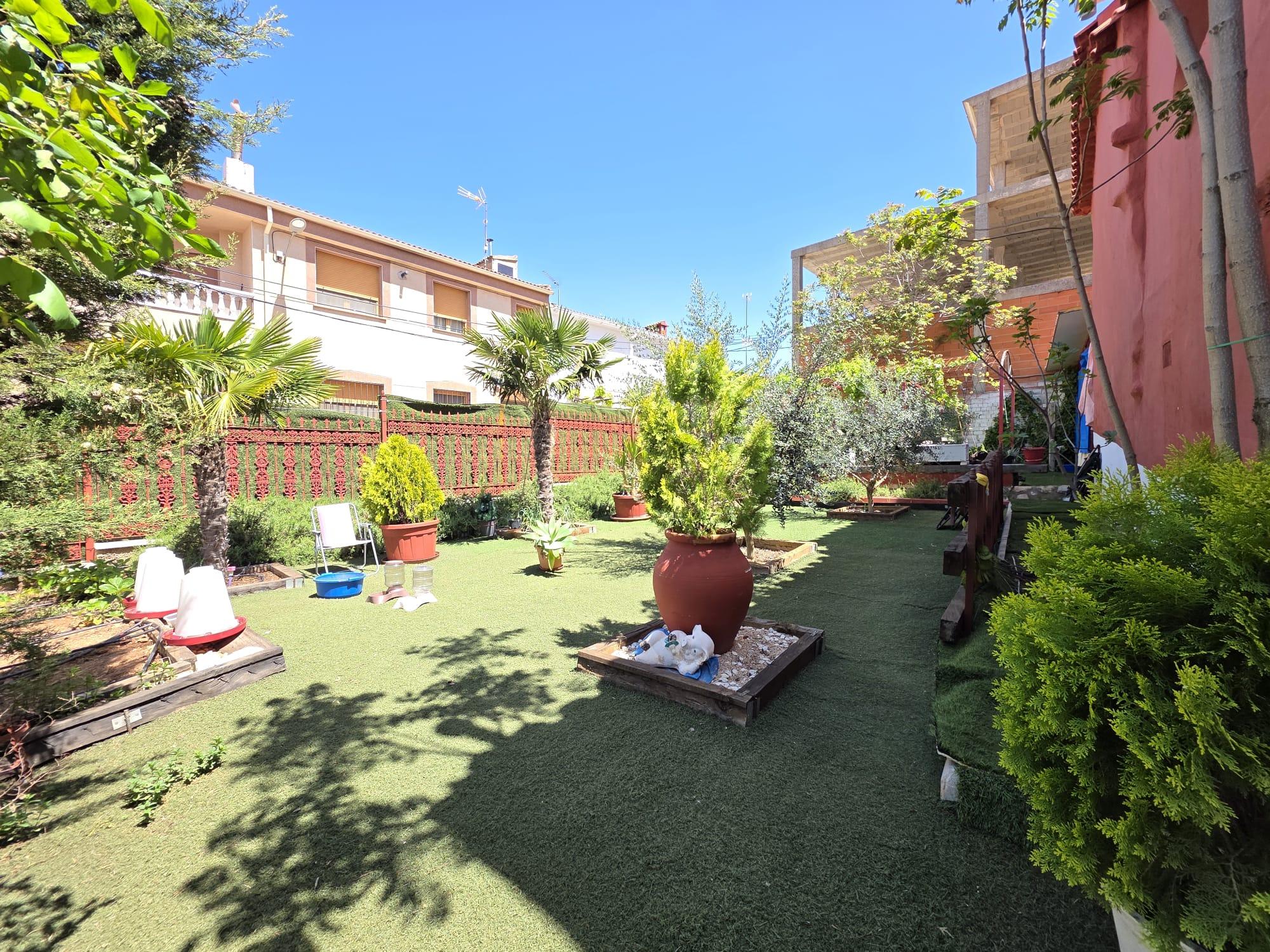 Casa Rústica en Venta en C. Mayor - 35