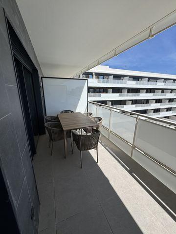 Duplex en Alquiler en Avinguda Pere Matutes Noguera - 2