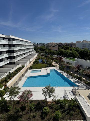 Duplex en Alquiler en Avinguda Pere Matutes Noguera - 1