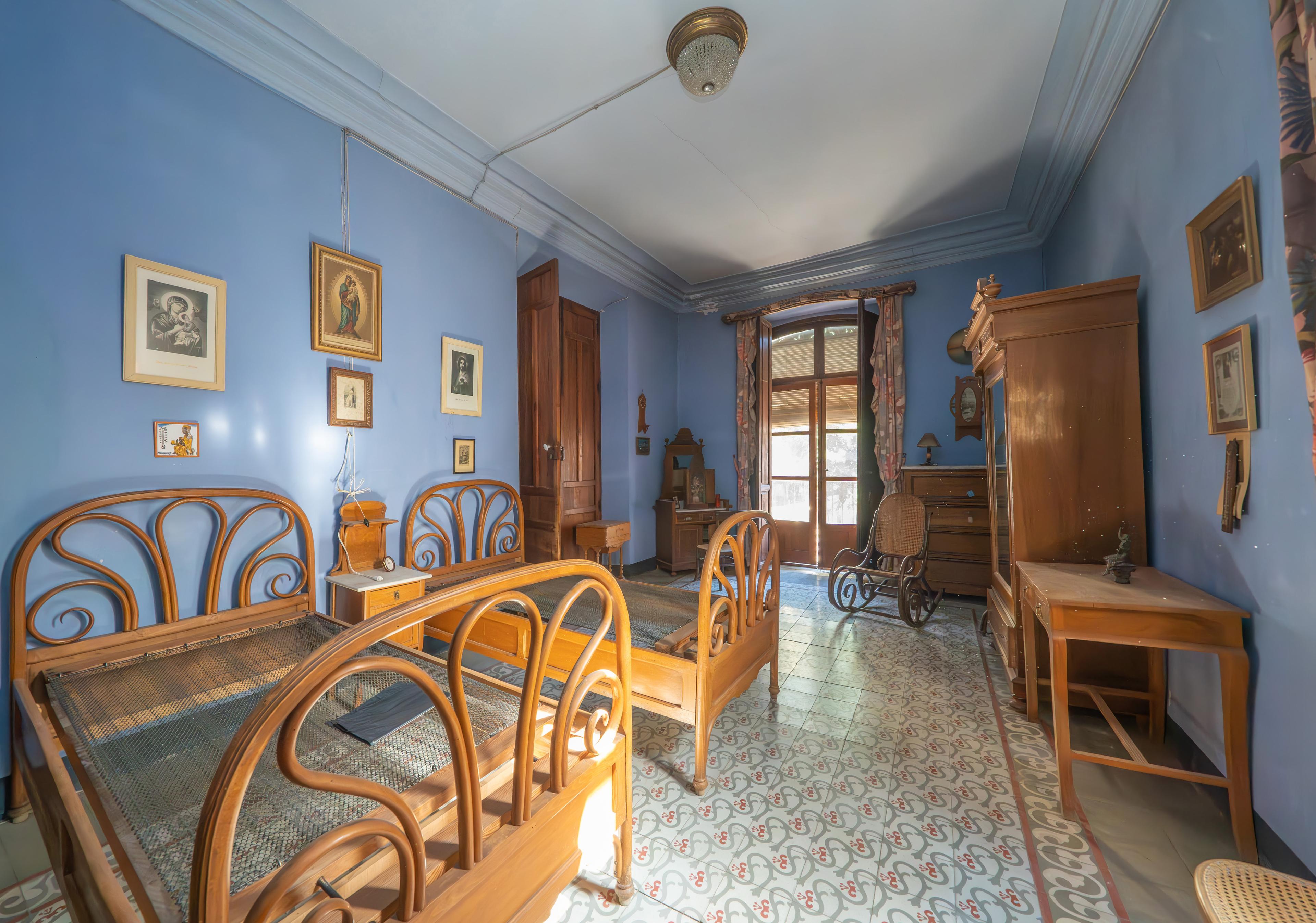 Villa en Venta en Plaça de les Corts - 13