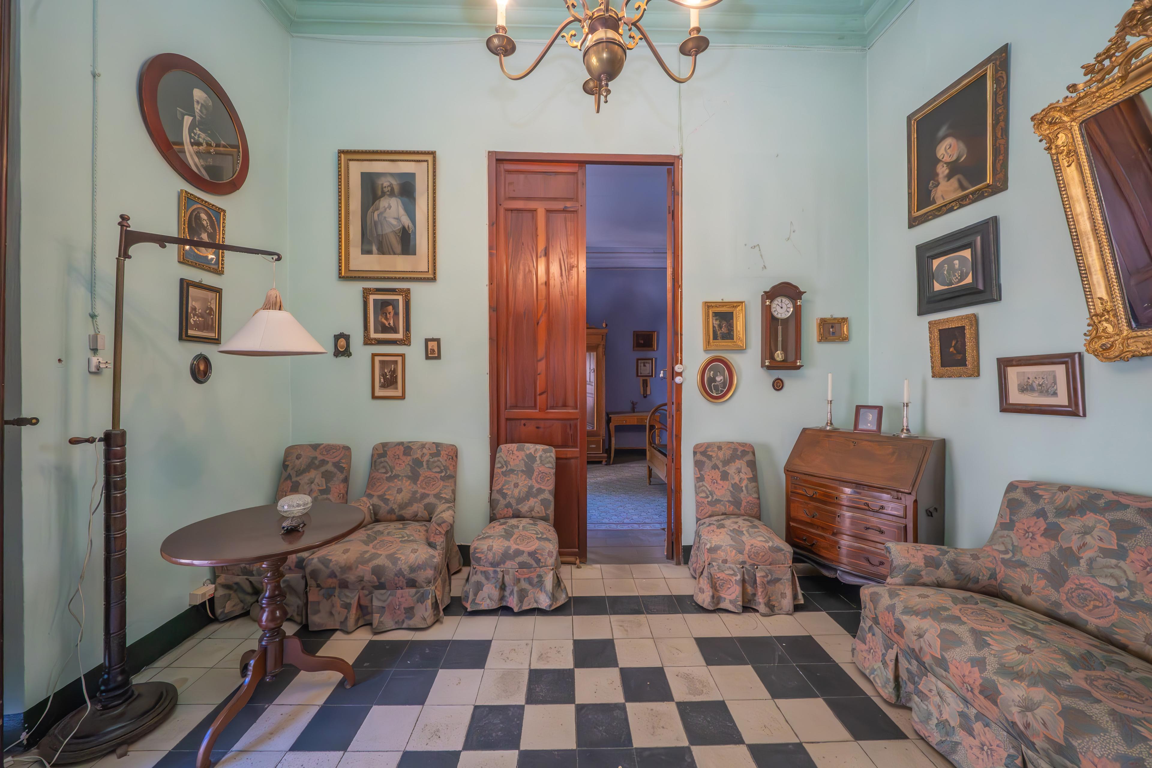 Villa en Venta en Plaça de les Corts - 9