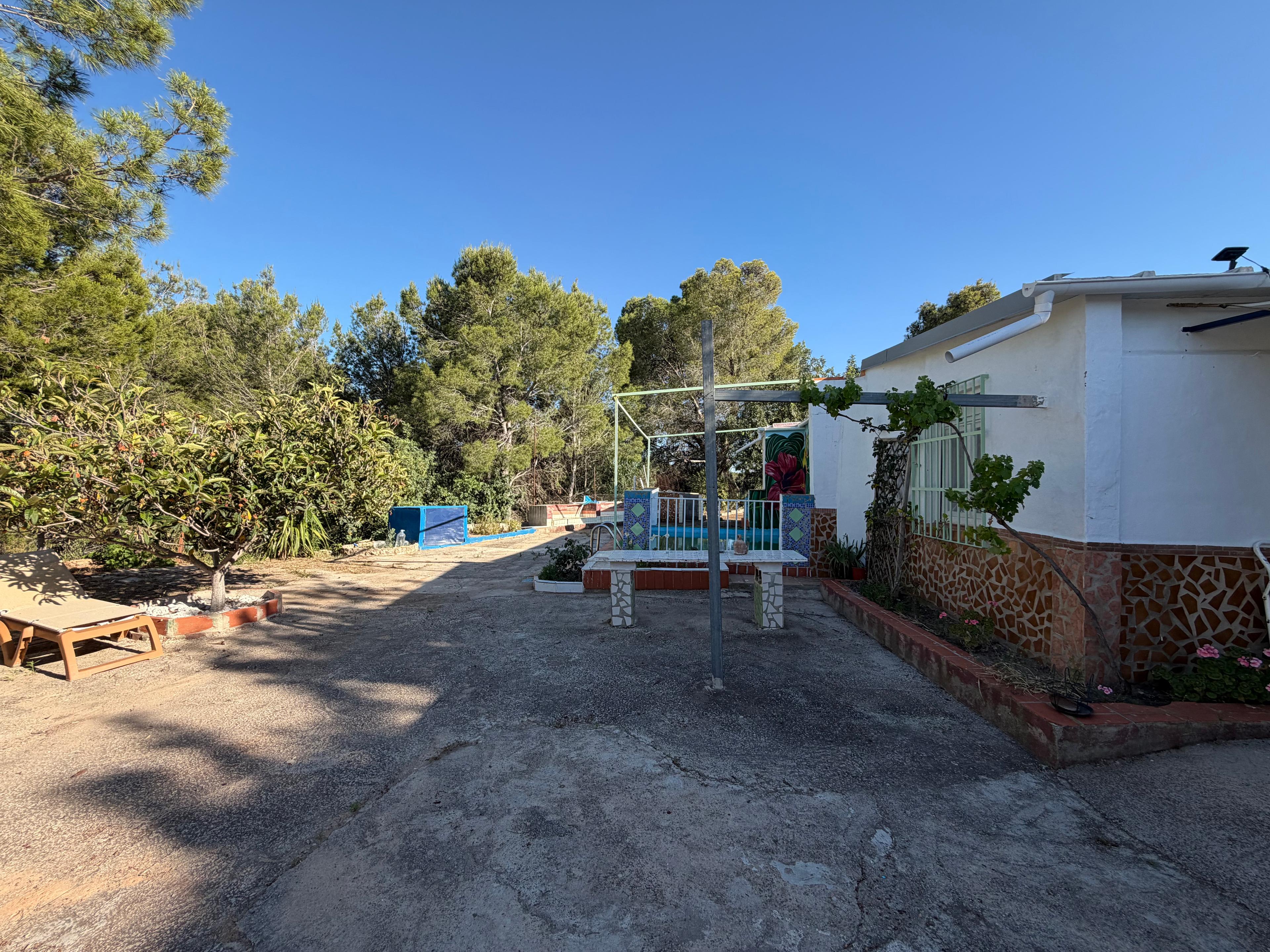 Casa Rústica en Venta en Plaça Diseminados - 44