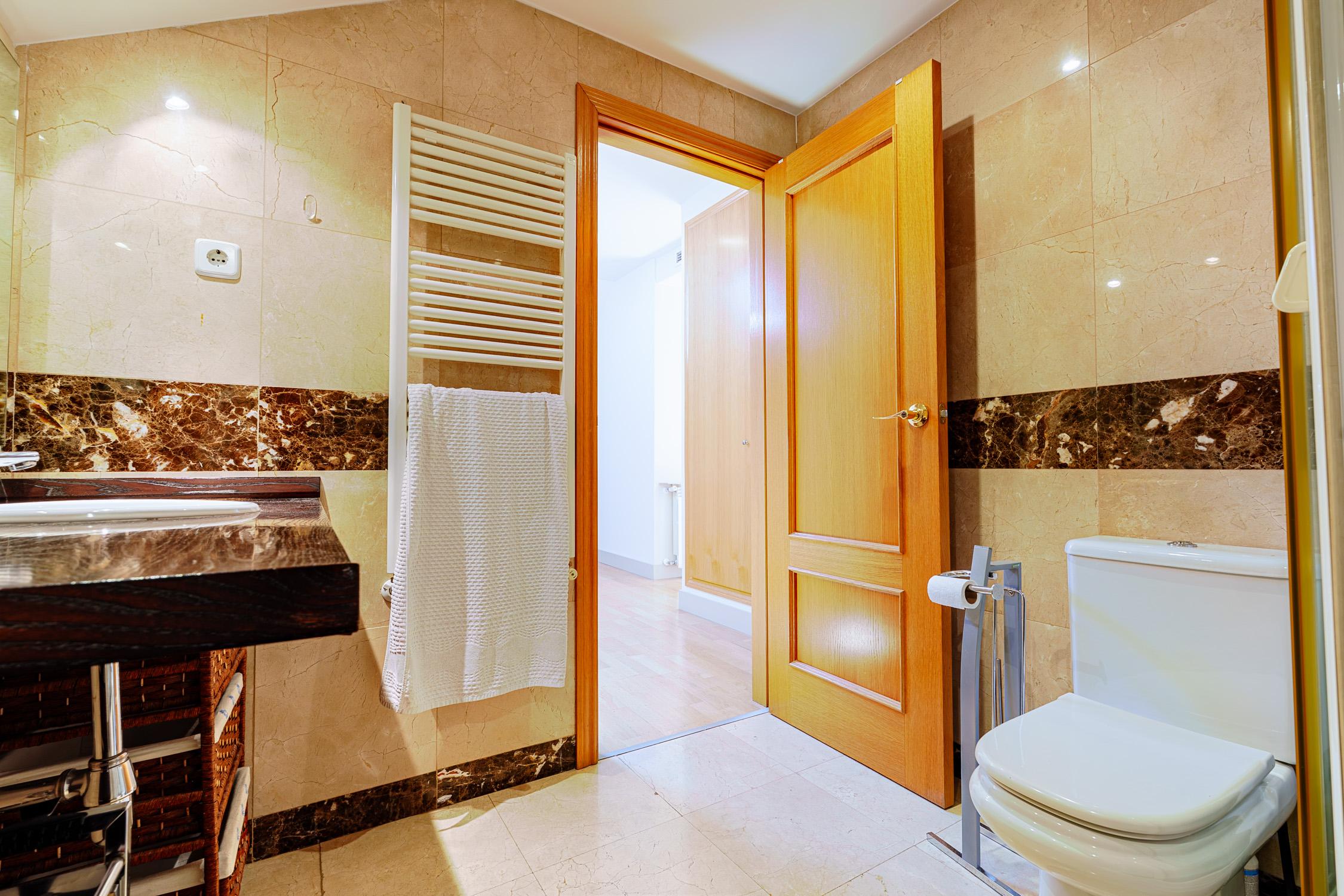 Piso en Venta en Avenida de los Ángeles - 25