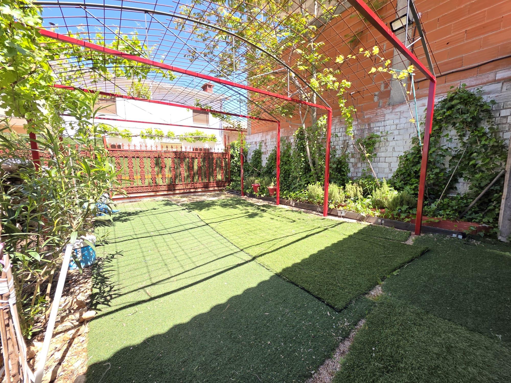 Casa Rústica en Venta en C. Mayor - 40